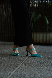 Lady Grace Turquoise Vegan