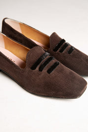 Mocassin en velours côtelé marron