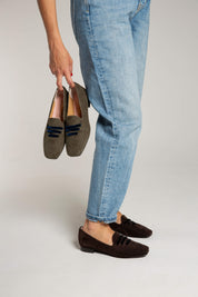 Mocassin en velours côtelé marron