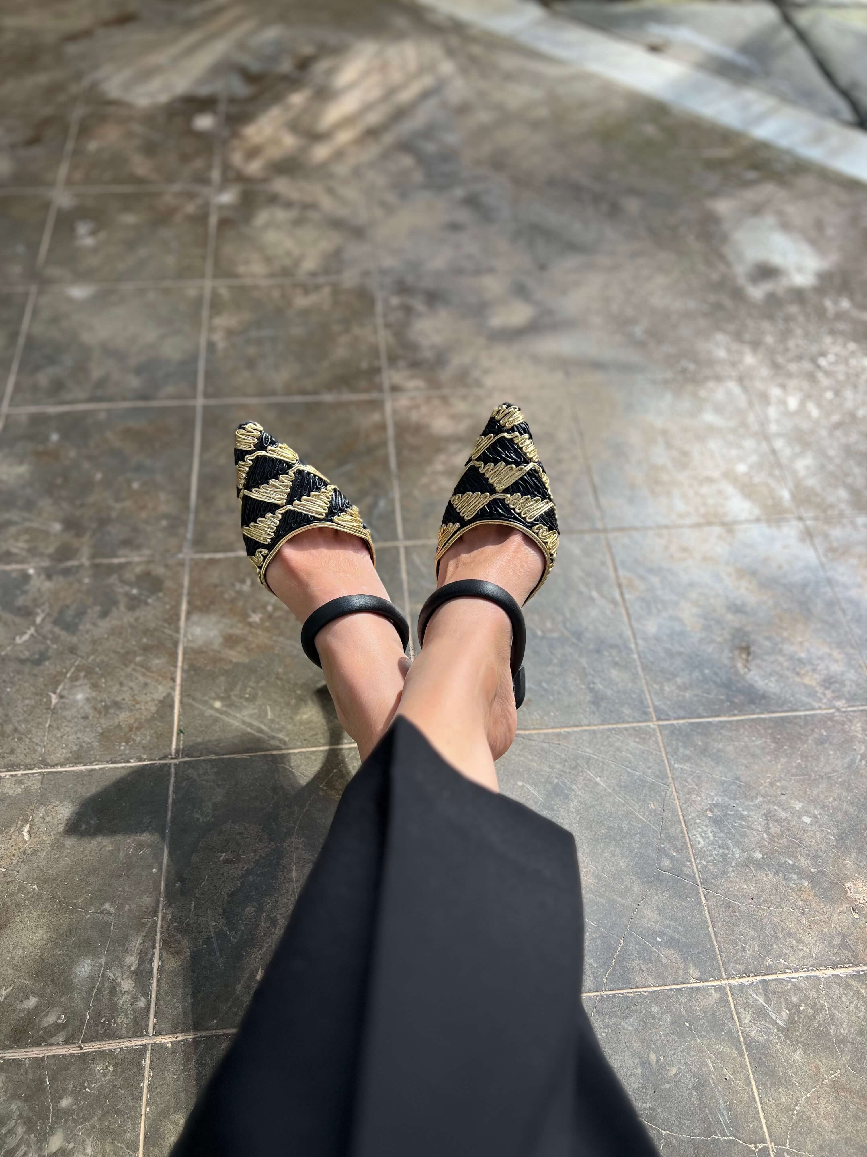 Tacones Lady Grace golden vegan