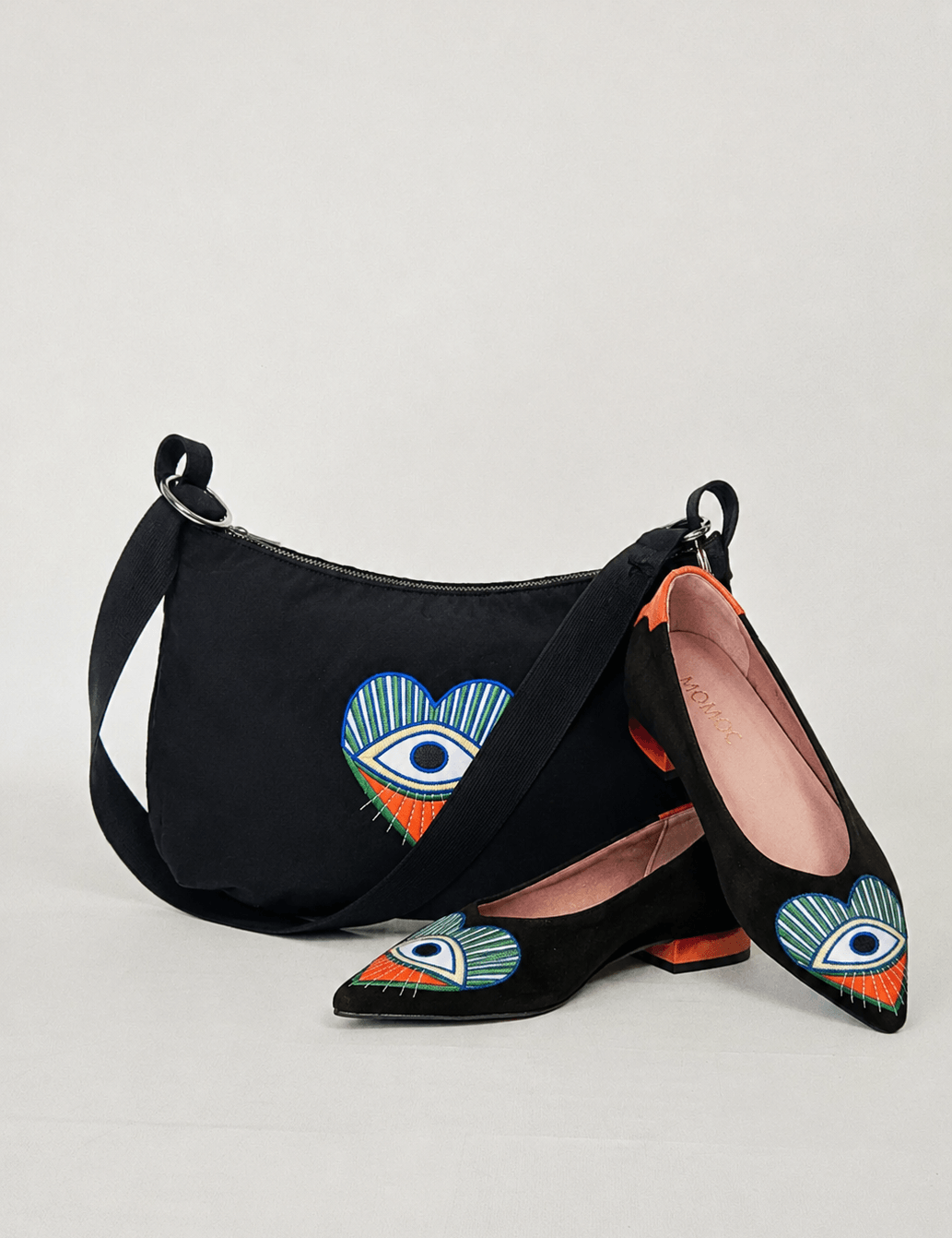 Momoc A Glance Hobo black handbag with matching ballet flats styled complete set embroidery | Momoc Shoes Spain