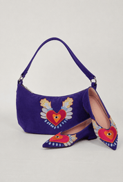 Momoc Te Recuerdo Hobo violet bag side view with matching ballet flats sacred heart embroidery set | Momoc Shoes Spain