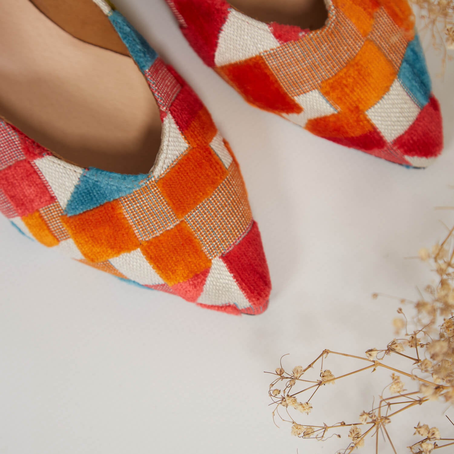 Momoc_Summer_sustainableandveganshoes_LAU_Frigiliana_6.jpg