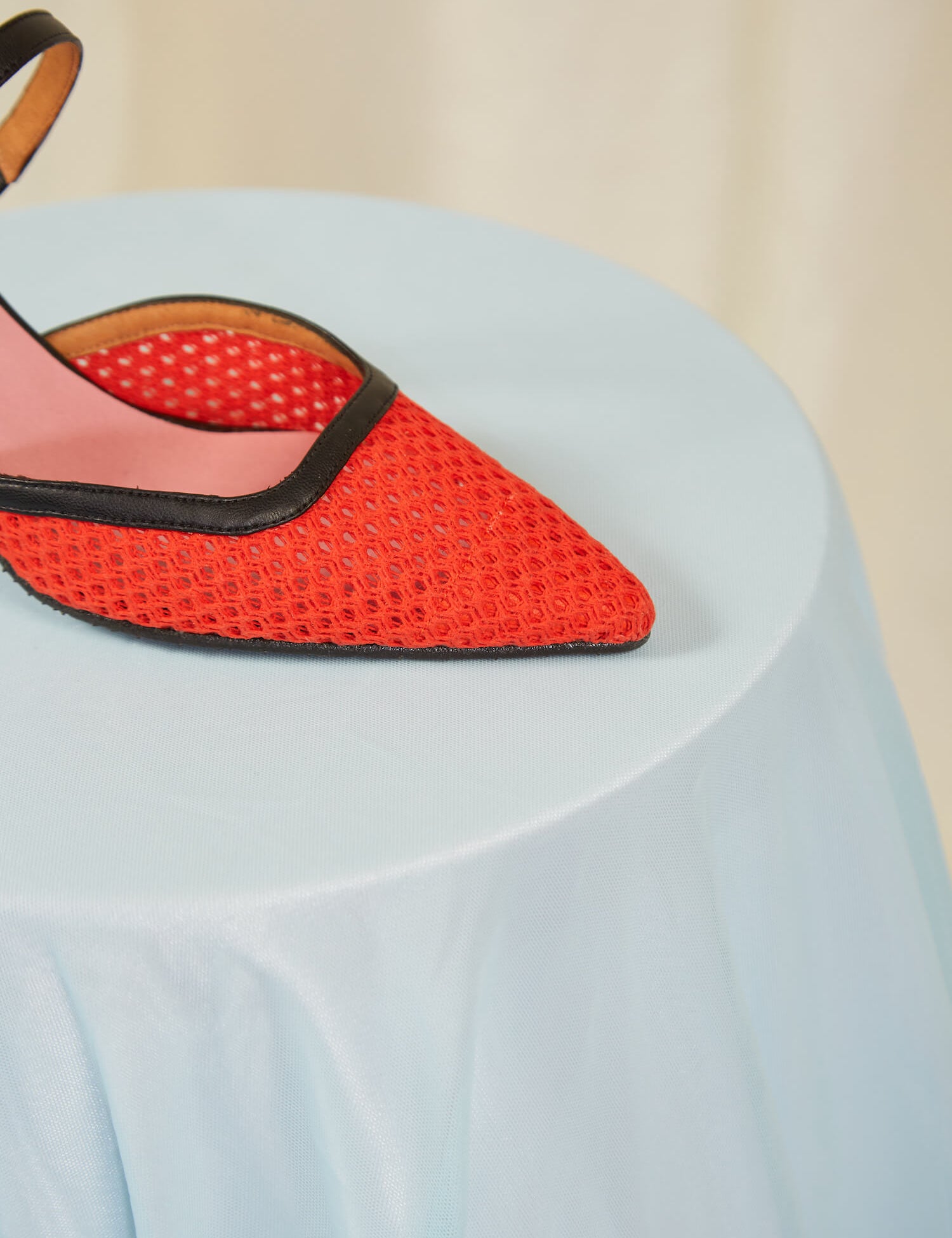 Momoc_Summer_sustainableandveganshoes_heels_Ibizaorange_22.jpg