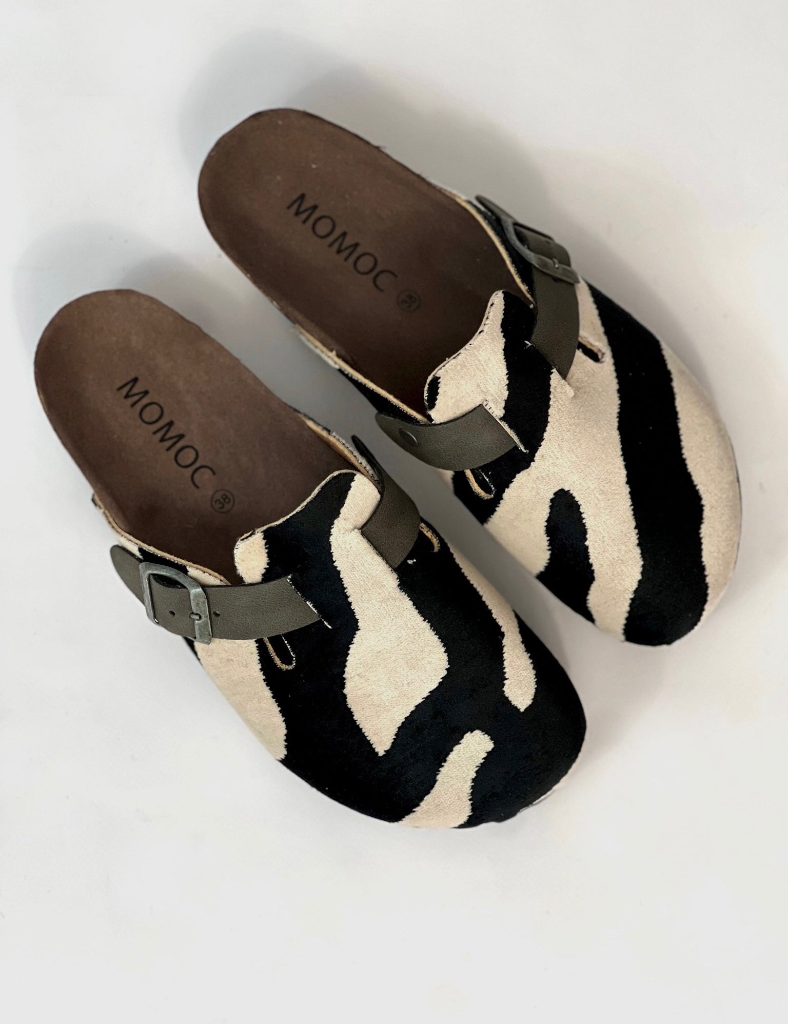 Momoc_shoes_clog_zebra_print_21.jpg