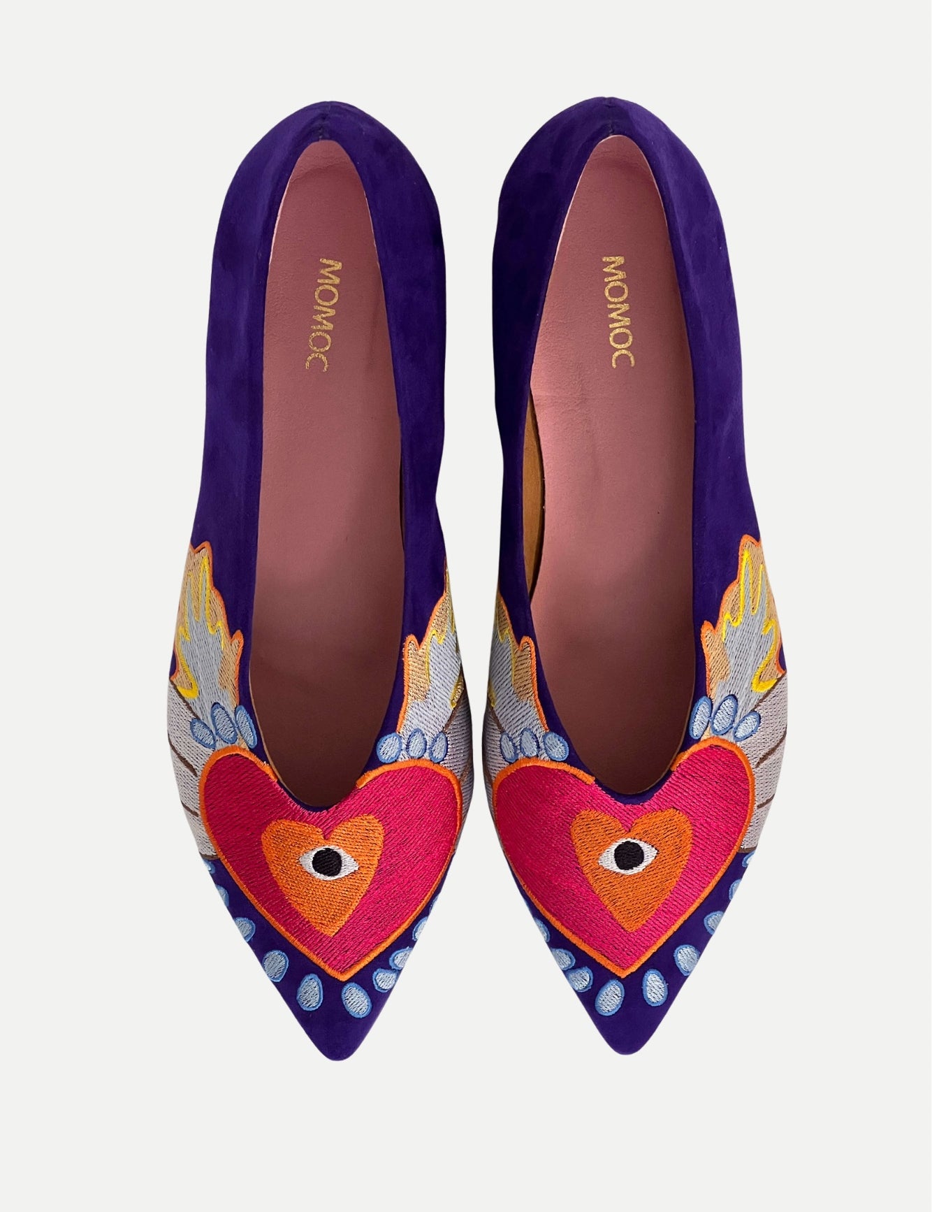 Momoc Te Recuerdo violet ultrasuede ballet flat pair top view sacred heart embroidery wings eye | Momoc Shoes Spain