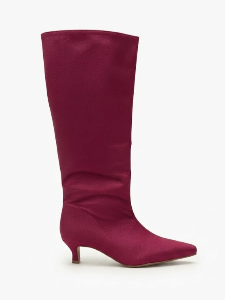 Momoc Rioja burgundy tall boots side view microfibre knee high semi-square toe handmade Portugal | Momoc Shoes