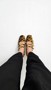 Momoc Bardot leopard velvet midi heels worn top view black trousers Mary Jane vegan Spain | Momoc Shoes Spain
