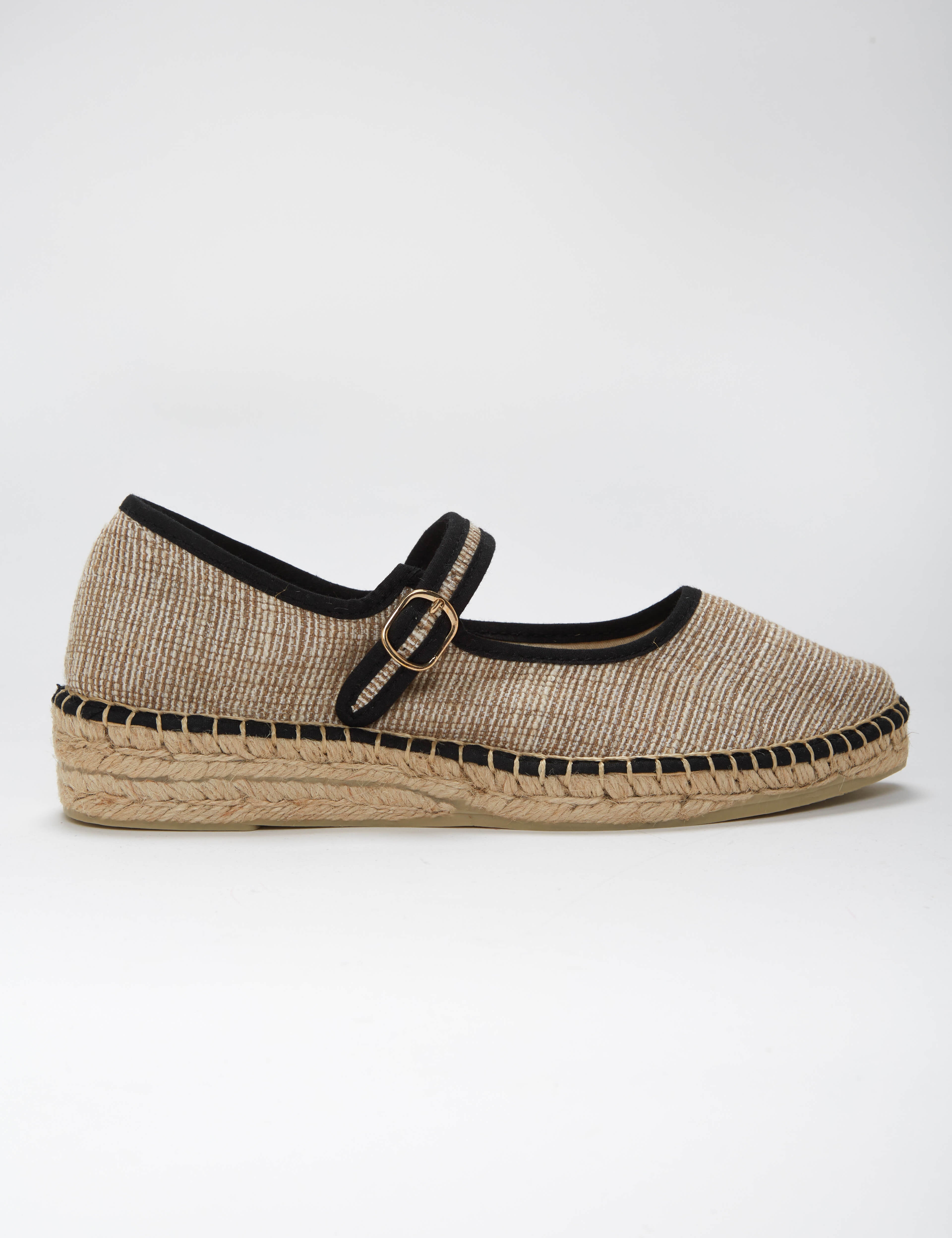 Momoc_shoes_vegan_and_sustainable_padova_yute_83e9c717-641c-4cb9-9d17-e93e7baf830b.jpg