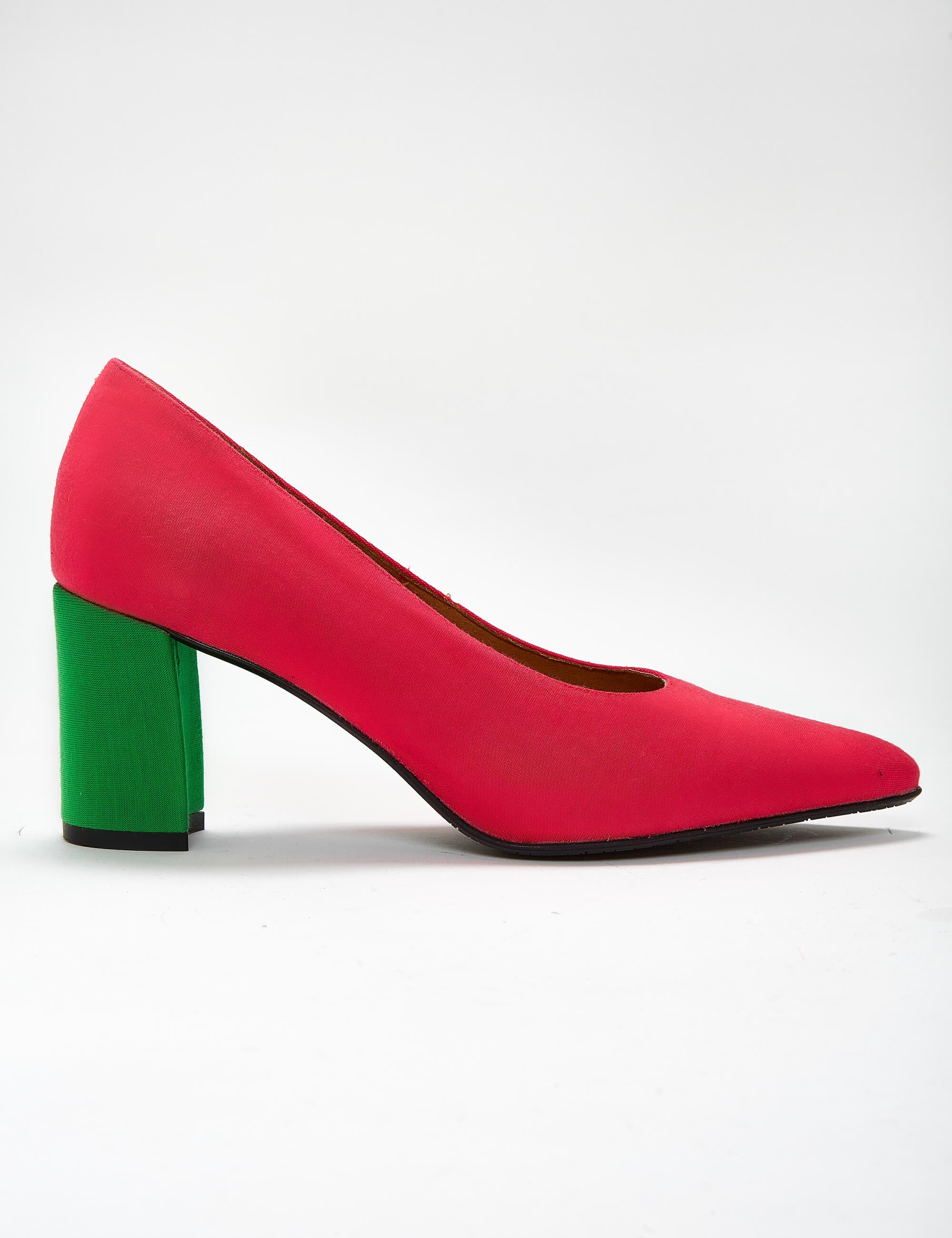 Momoc_shoes_vegan_and_sustainable_tacon_bambu_rosa_y_verde_menta.jpg