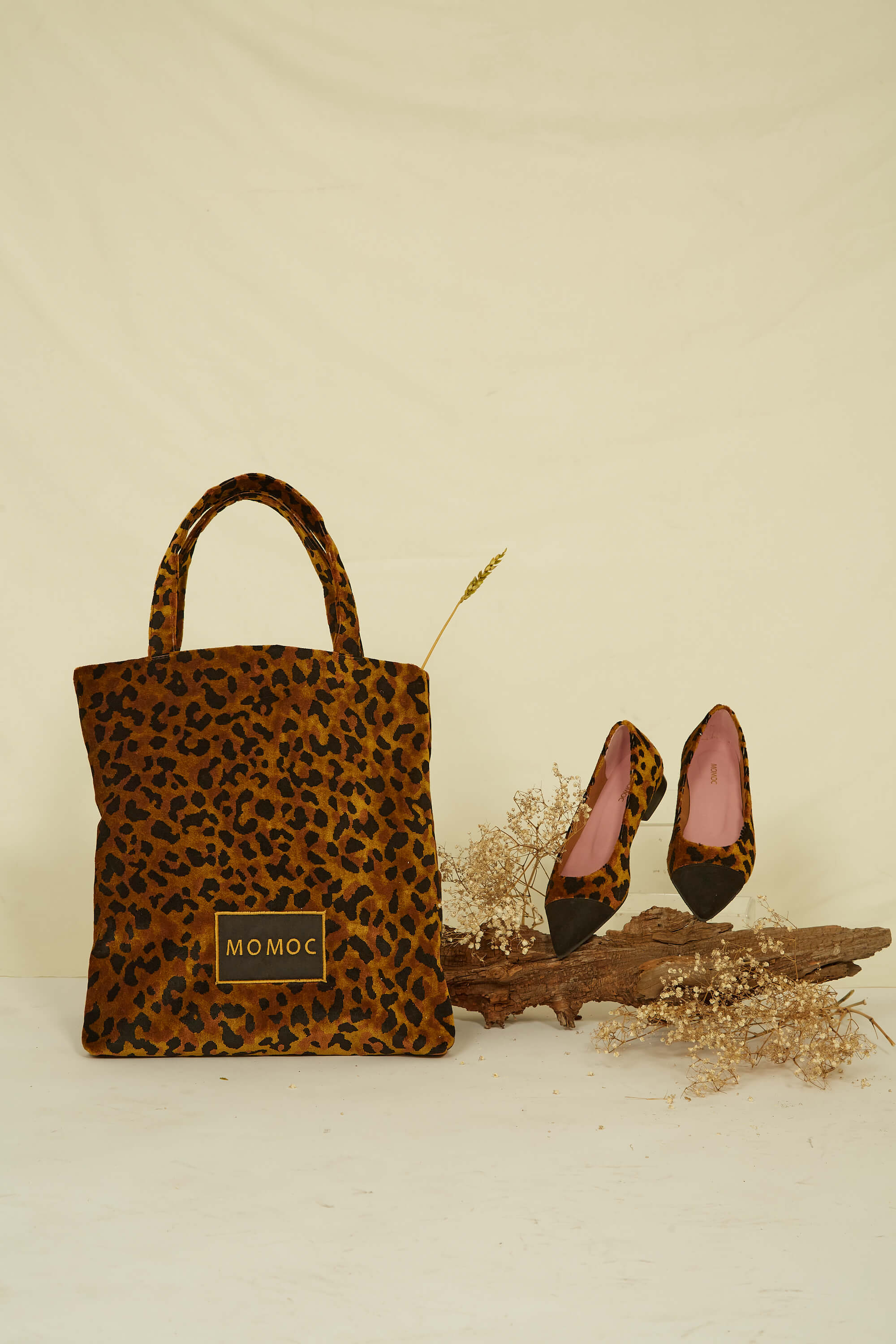 Momoc bolso leopardo vegano