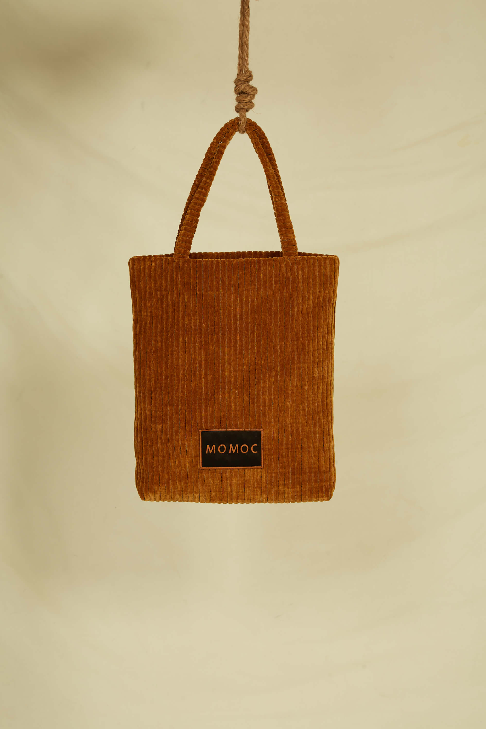 Momoc bolso de pana vegano