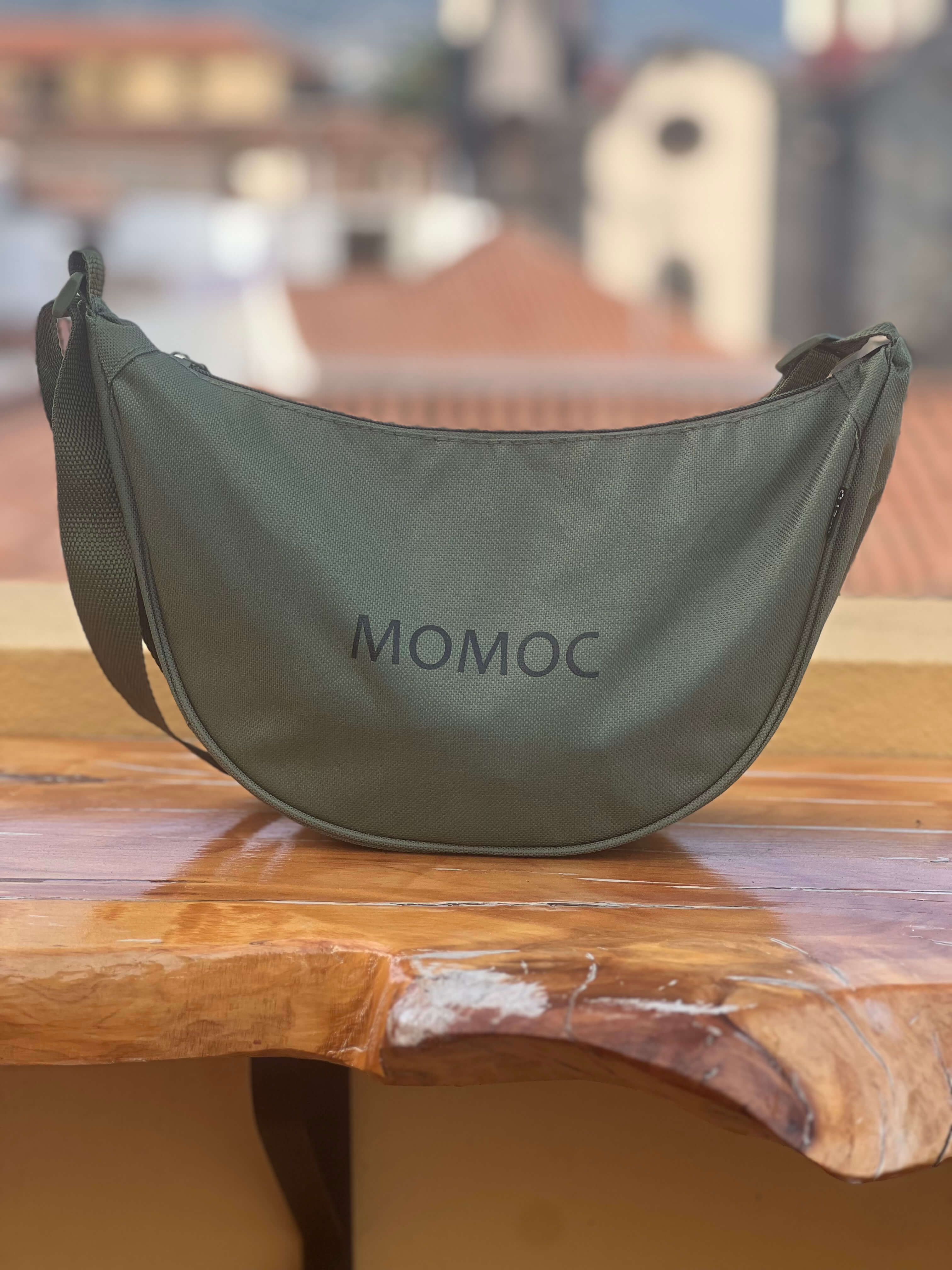 Momoc Riñonera