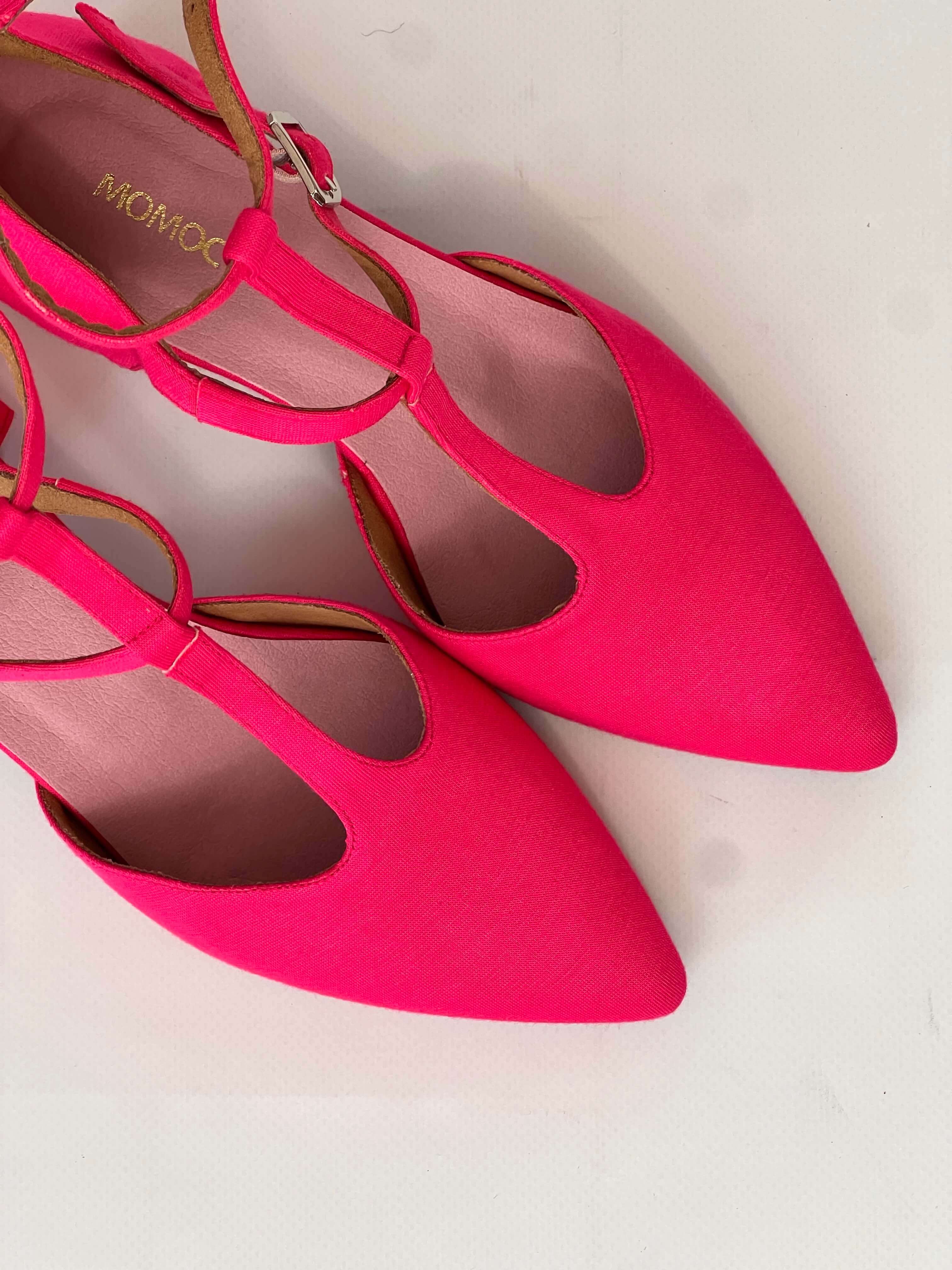 Momoc Bambu Rosa midi heel pair side view pink bamboo fabric pointed toe Spain | Momoc Shoes