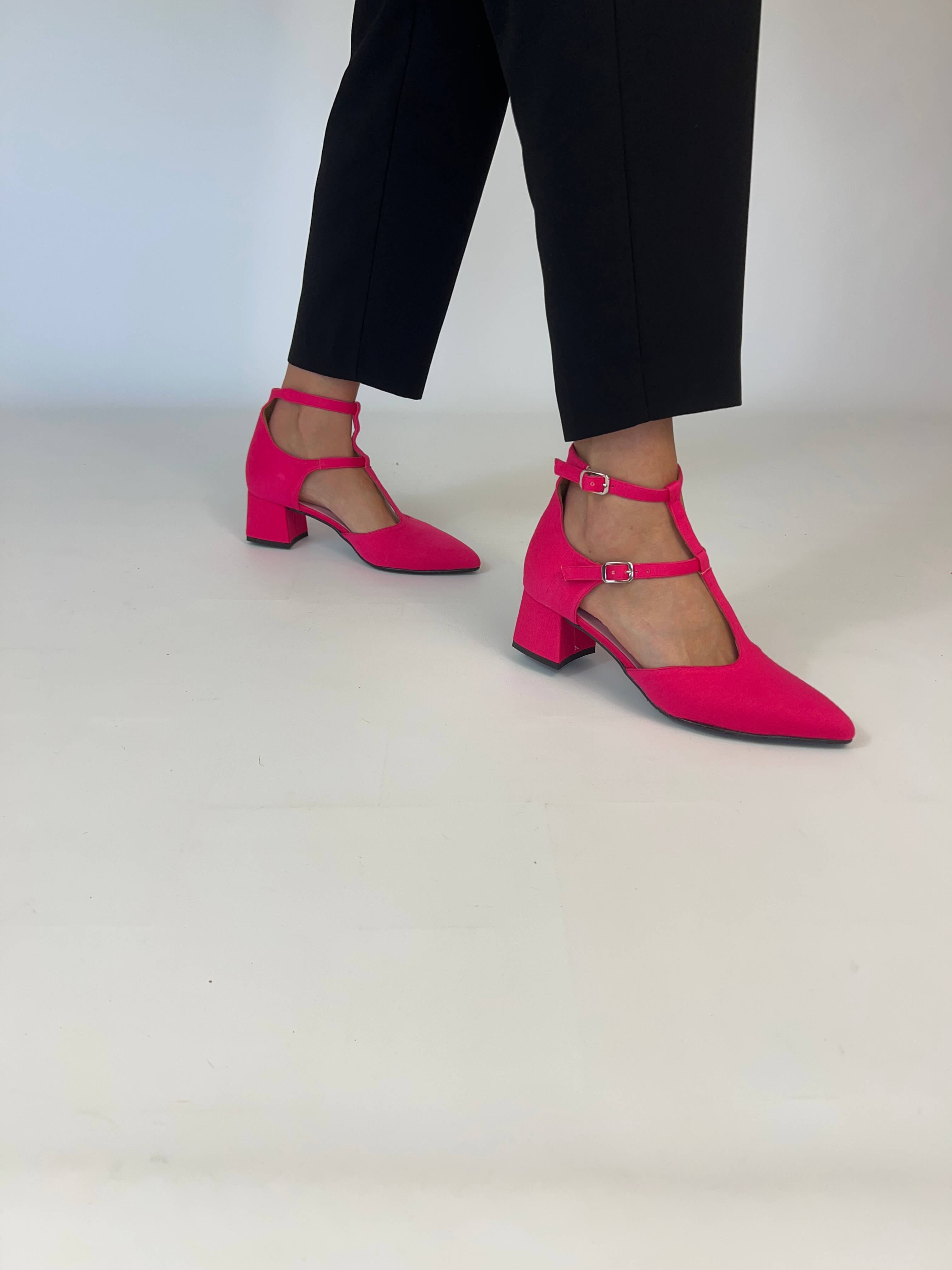 Momoc Bambu Rosa midi heel side view black trousers pink bamboo sustainable Spain | Momoc Shoes Spain