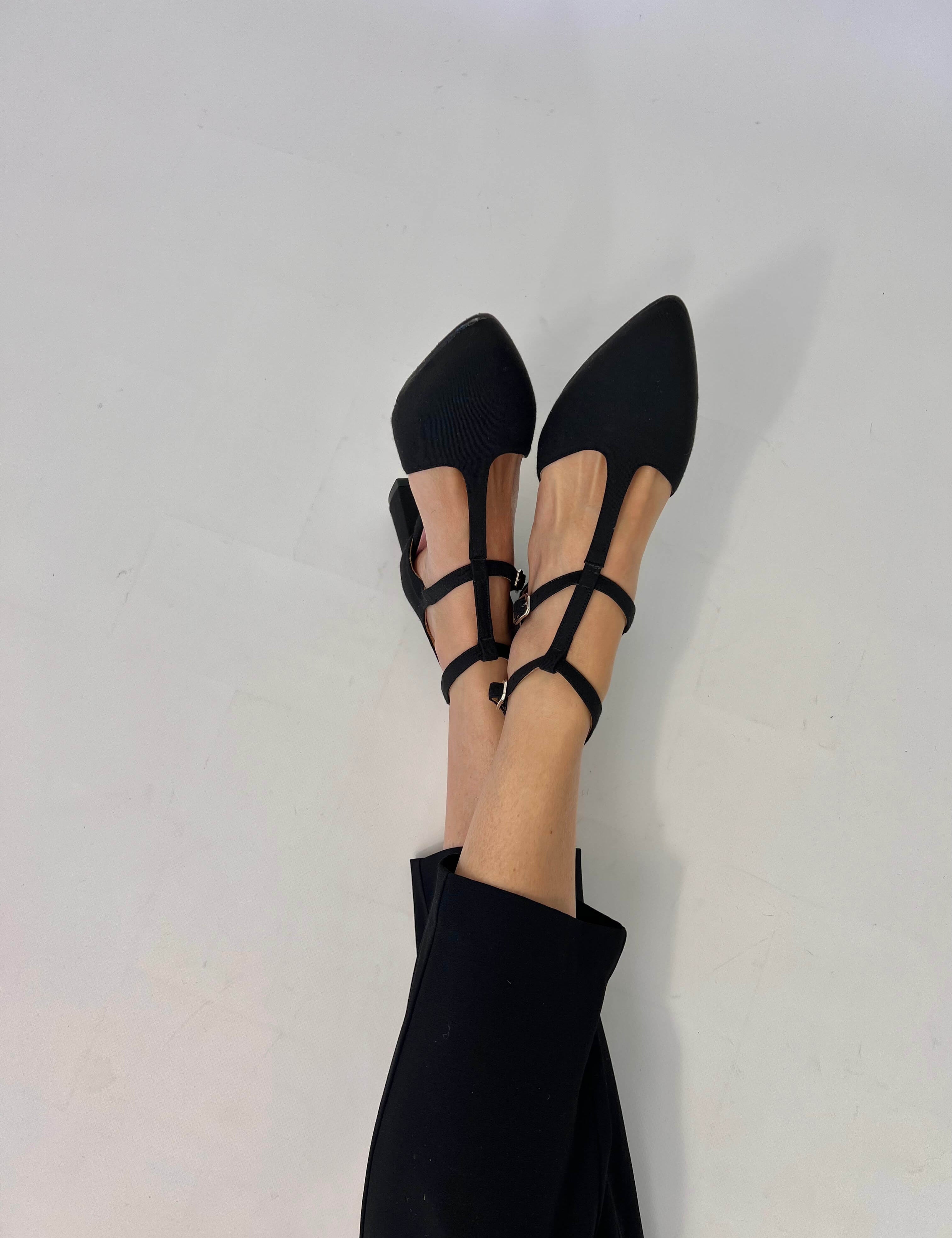 Momoc Bambu Negro black bamboo midi heel worn top view black trousers sustainable Spain | Momoc Shoes