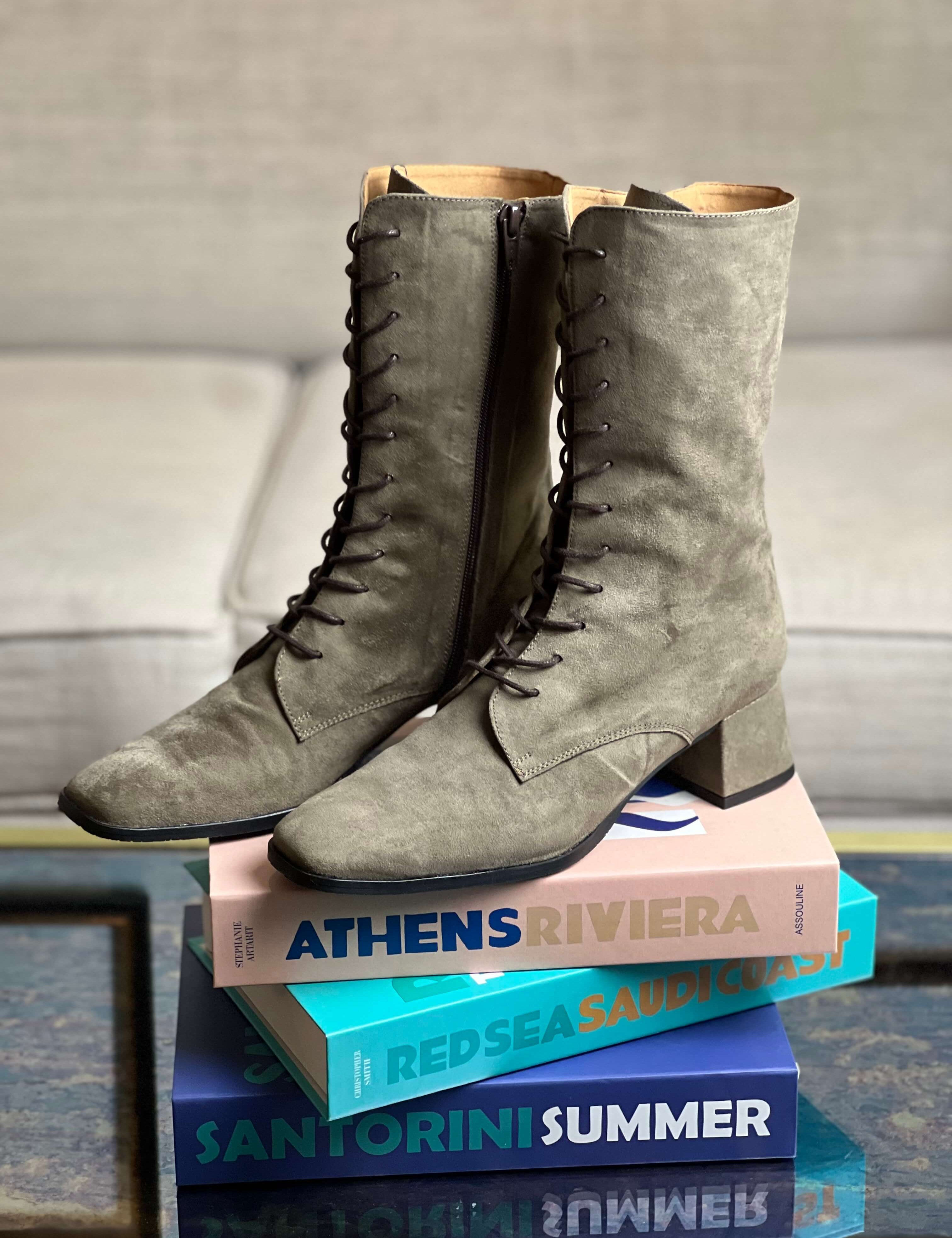 Momocshoes_botasaltasacordonadas_vegan_brown_14.jpg