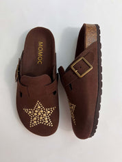 Momoc A Star Chocolate clogs pair top view cork latex platform anatomic sustainable | Momoc Shoes