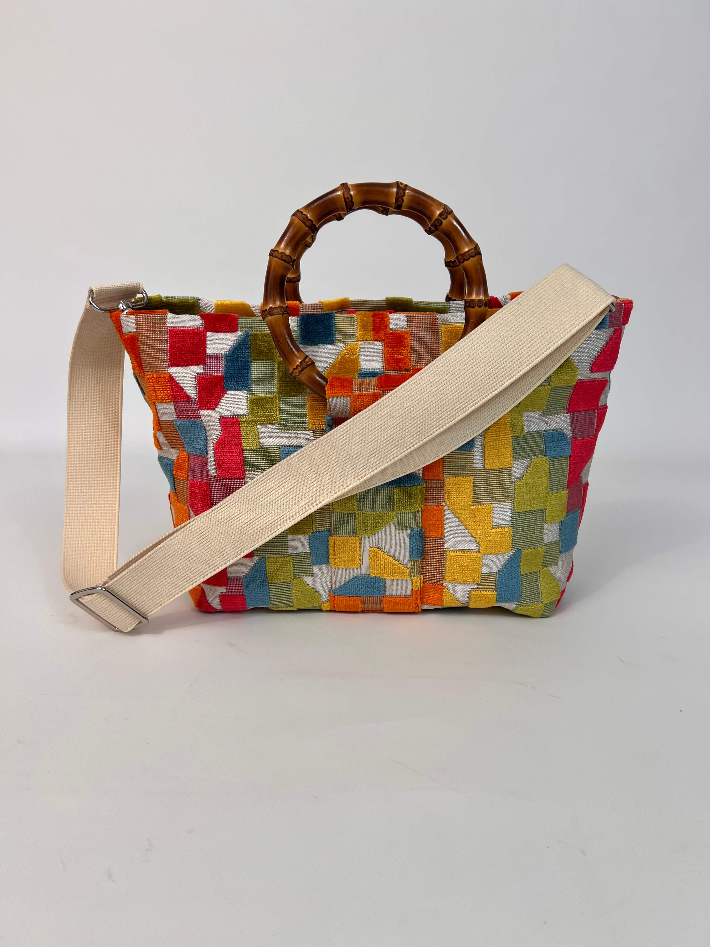 Momoc Frigiliana Mosaic Bamboo bag side view ecru adjustable shoulder strap vegan Spain | Momoc Shoes Spain