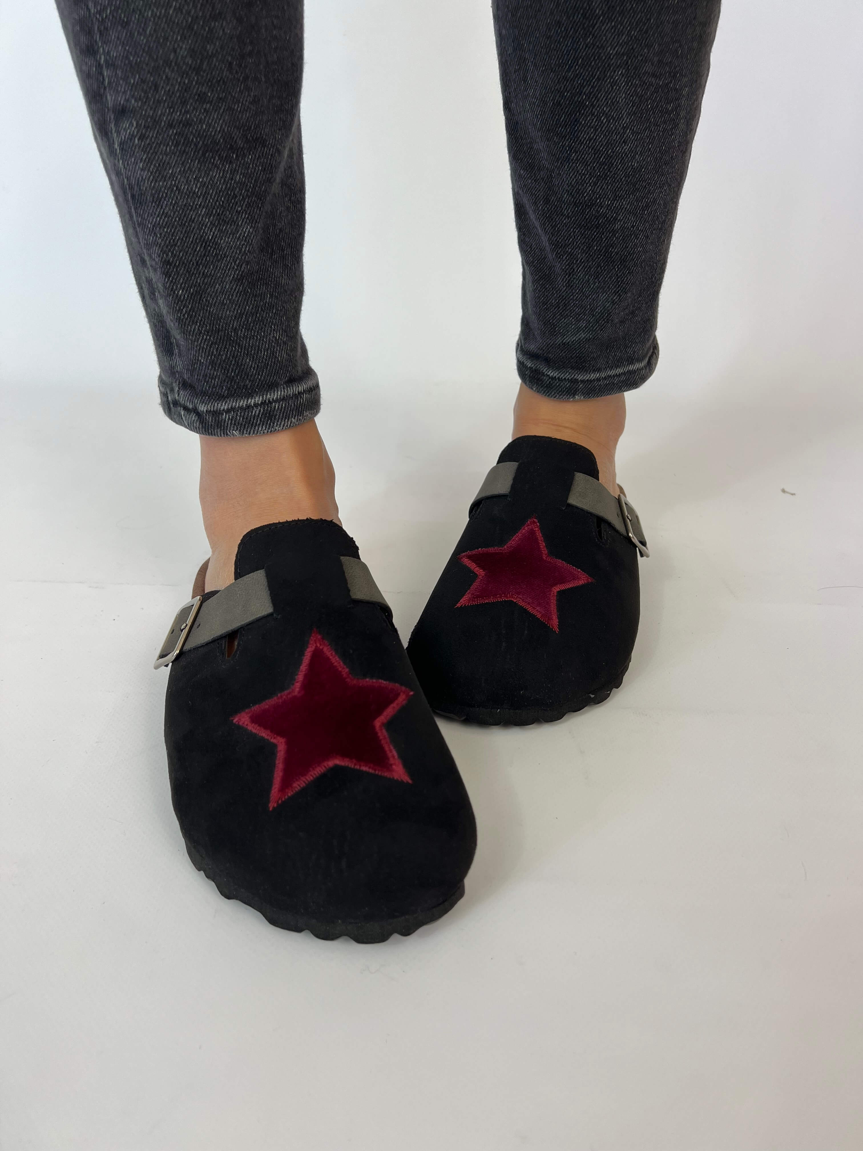 Zuecos A Star Burgundy