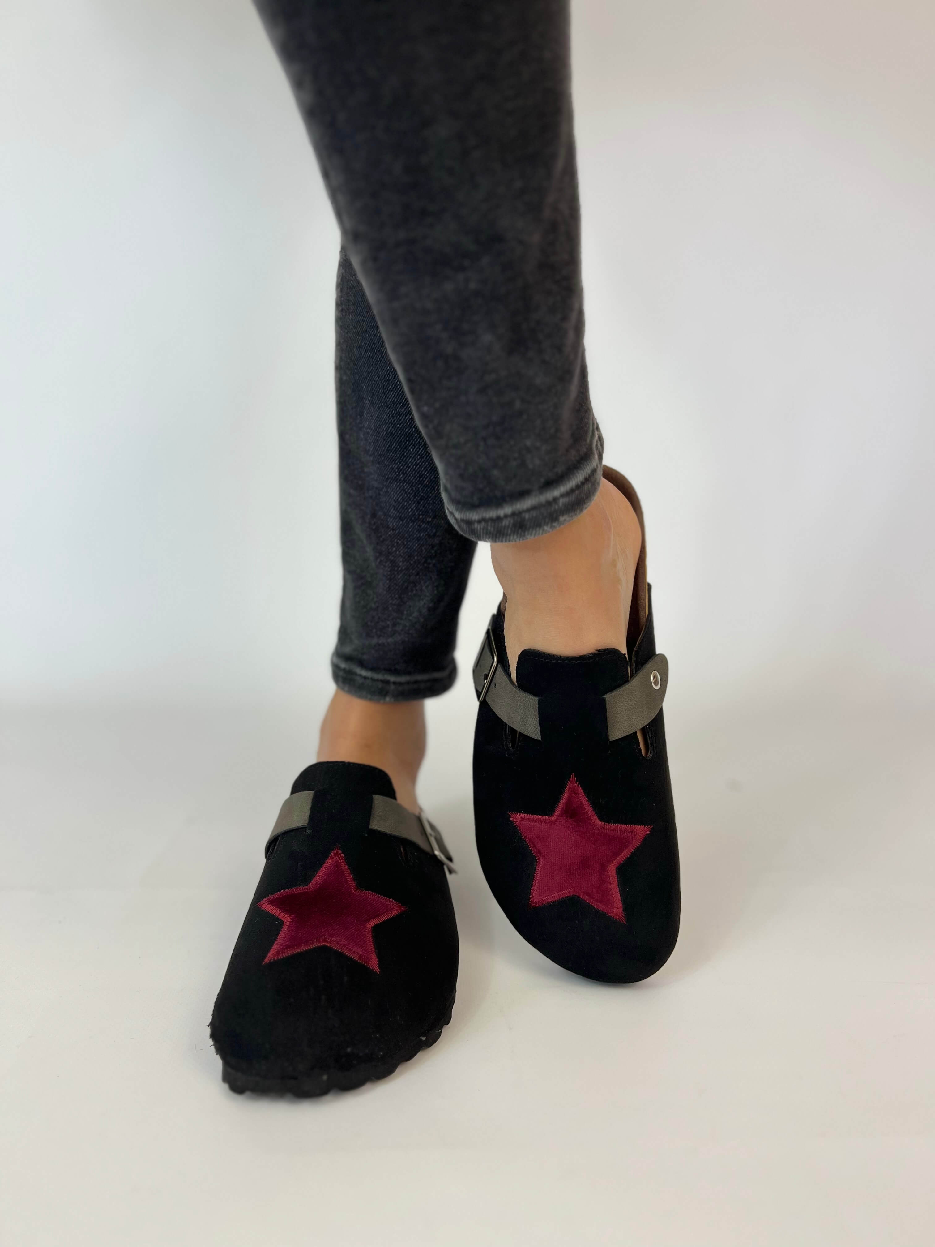 Zuecos A Star Burgundy