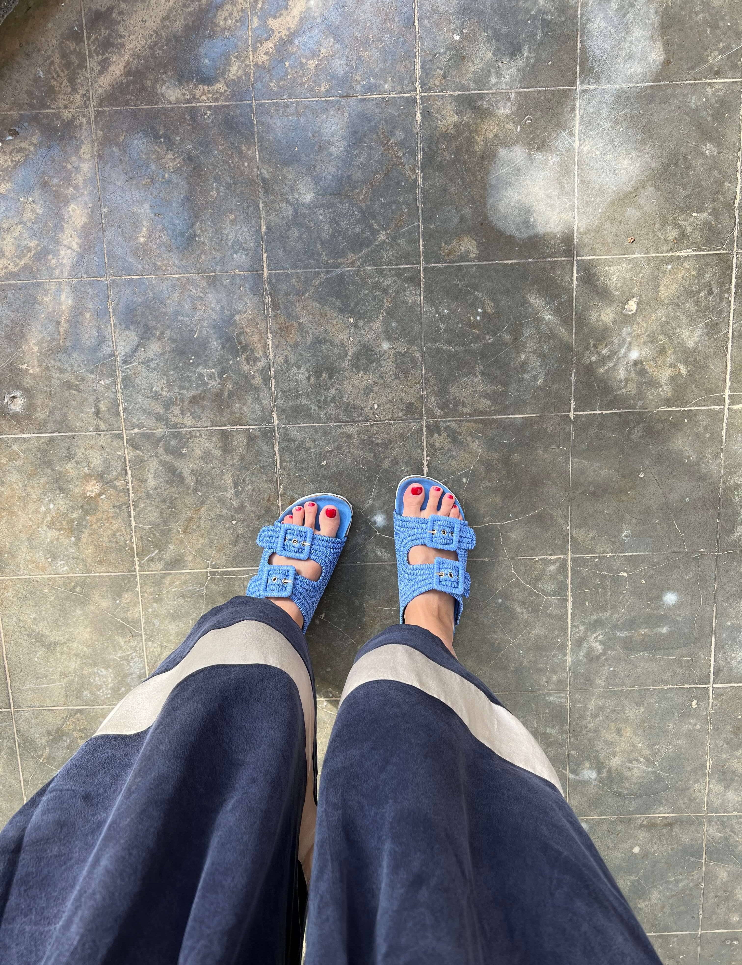 Momoc Comillas blue jeans natural raffia sandals top view stone tile floor cork sole Spain | Momoc Shoes