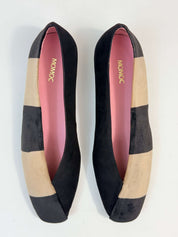 Momoc Le Marais two-tone ballet flats top view black and beige stripes pink insole handmade Spain | Momoc Shoes