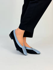Momoc Coral Reef Blue ballet flats worn side view black trousers Leticia Credidio collaboration Spain | Momoc Shoes Spain