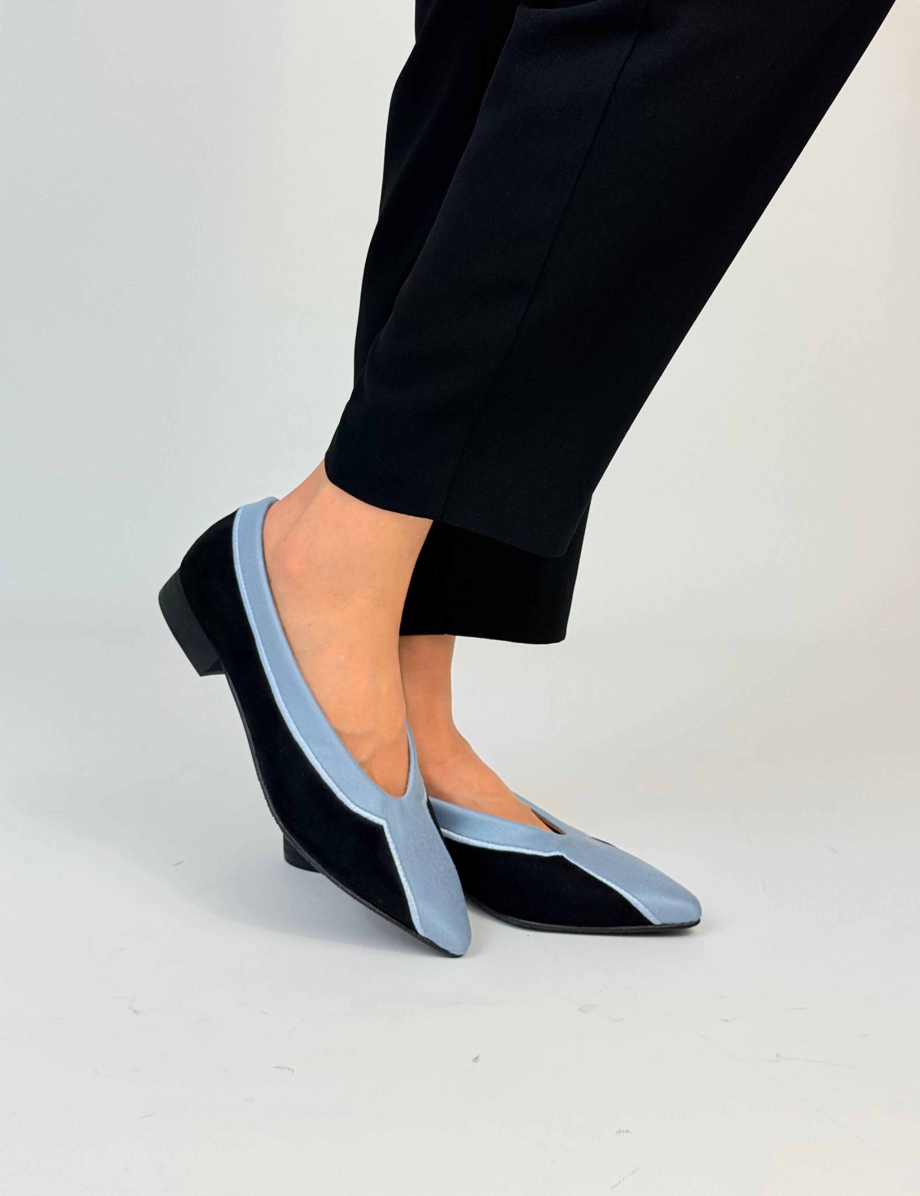 Momoc Coral Reef Blue ballet flats worn side view black trousers Leticia Credidio collaboration Spain | Momoc Shoes Spain