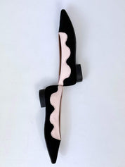 Momoc Sea Breeze ballet flat close up side view pink pale scalloped wave seaweed embroidery detail | Momoc Shoes Spain