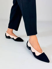 Momoc Sea Breeze black ballet flats worn full body view black trousers complete outfit Leticia Credidio Spain | Momoc Shoes Spain