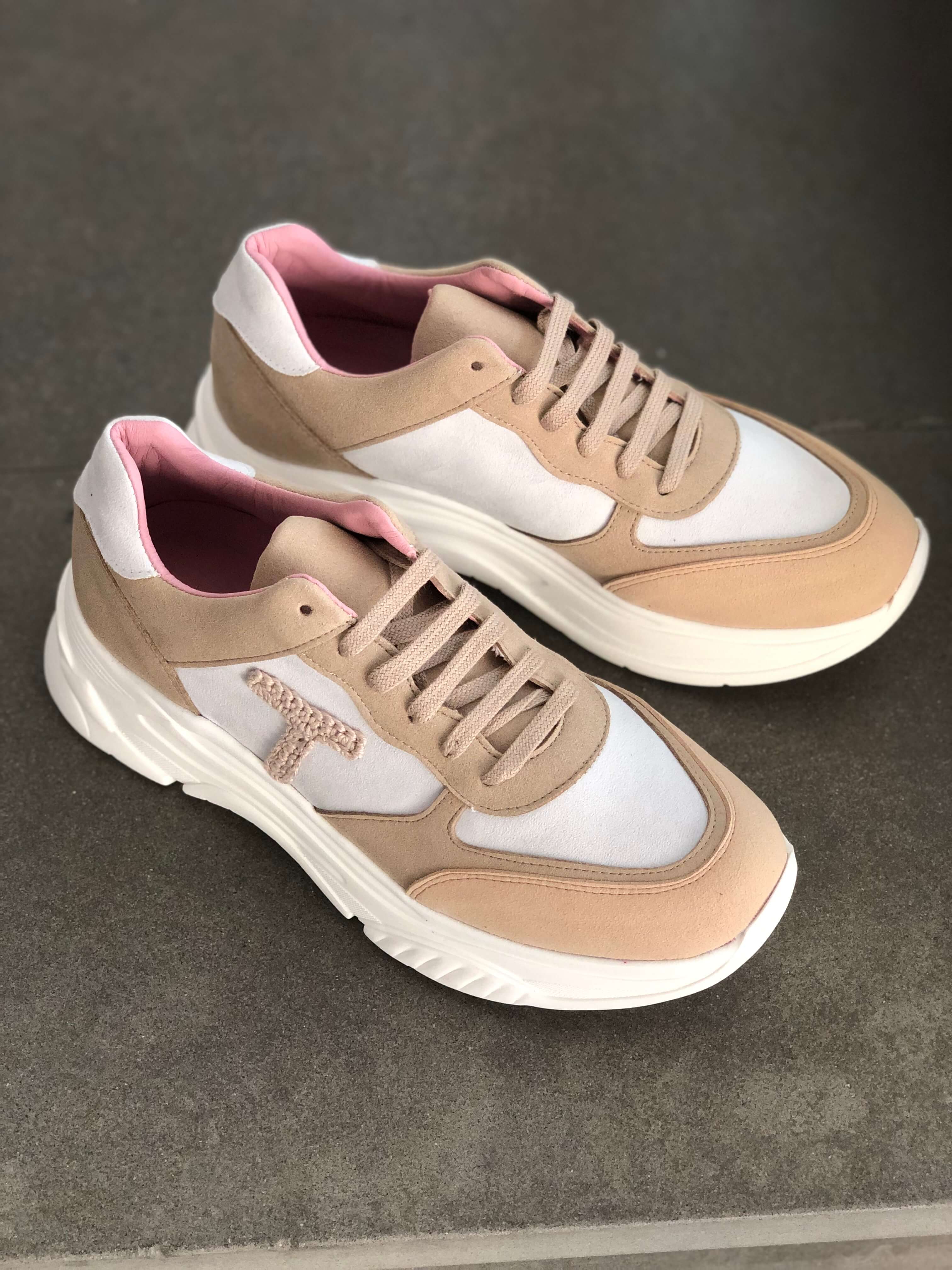 Personaliza tus sneakers