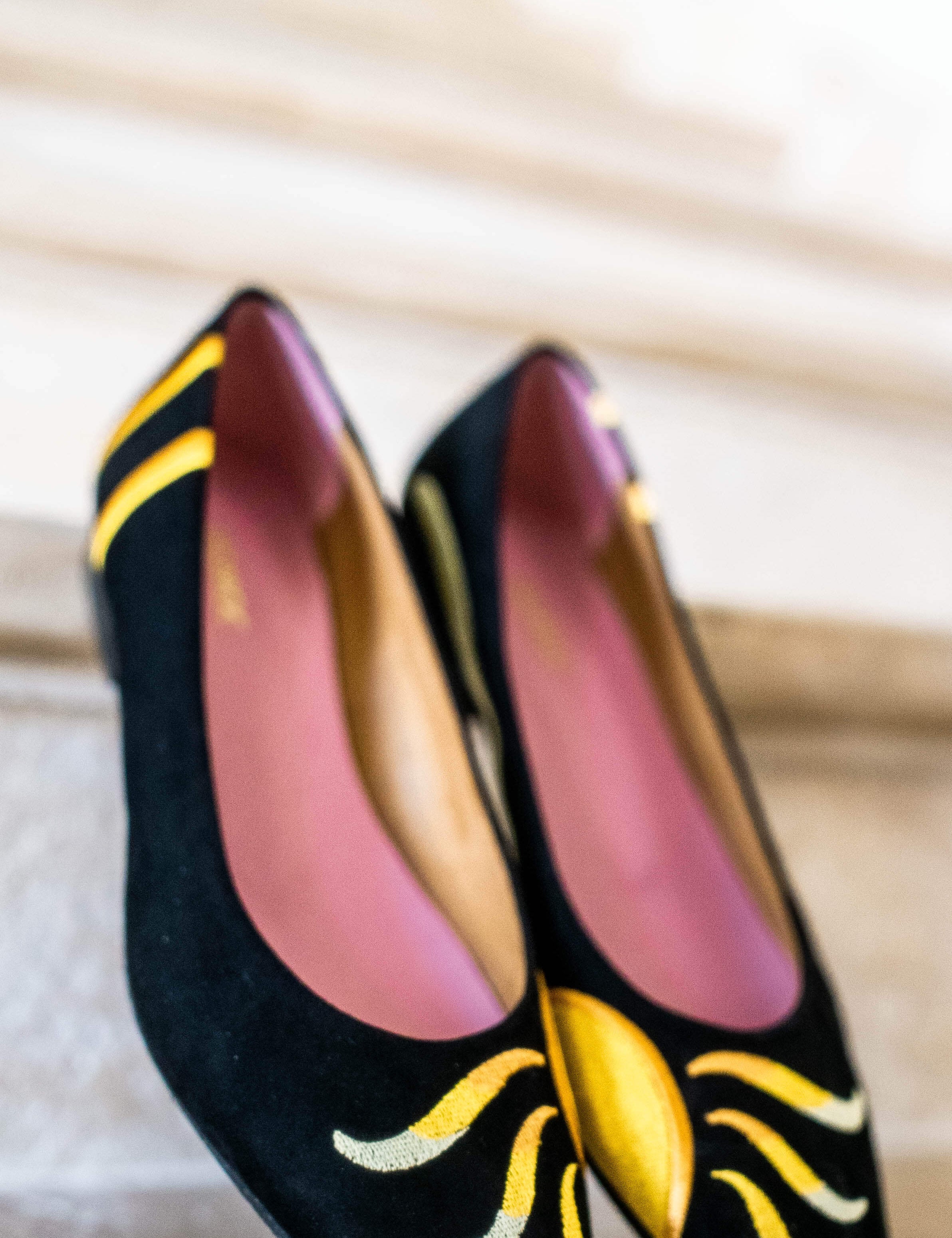 Momocshoes_veganandsustainable_madeinSpain_embroidery_sun_1.jpg