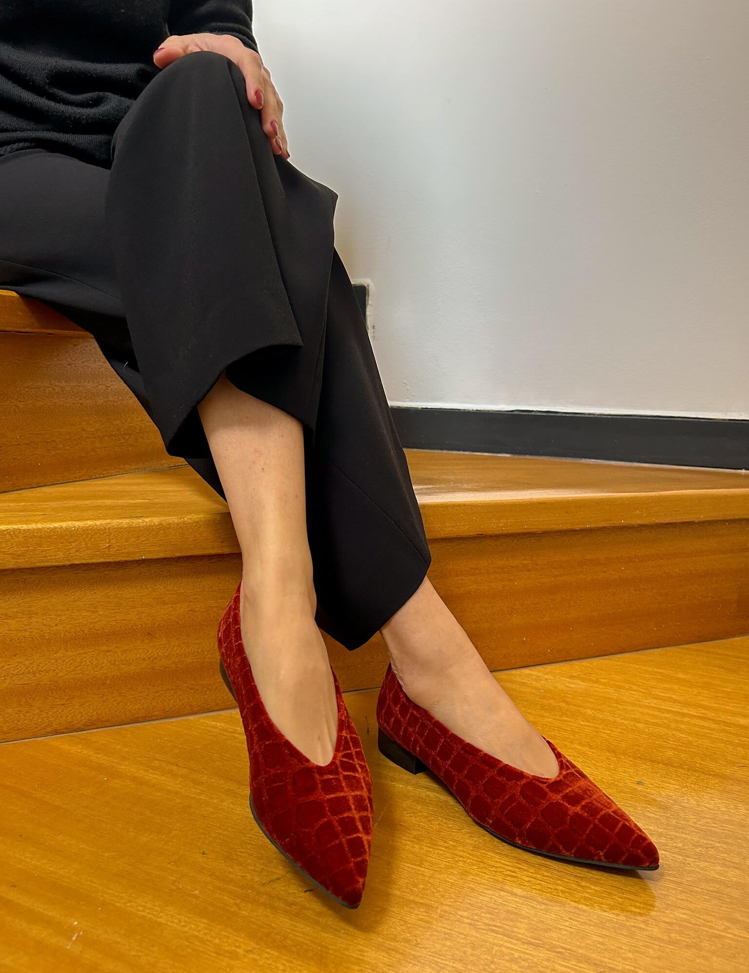 Momocshoes_veganandsustainable_velvetcoco_teja_2.jpg