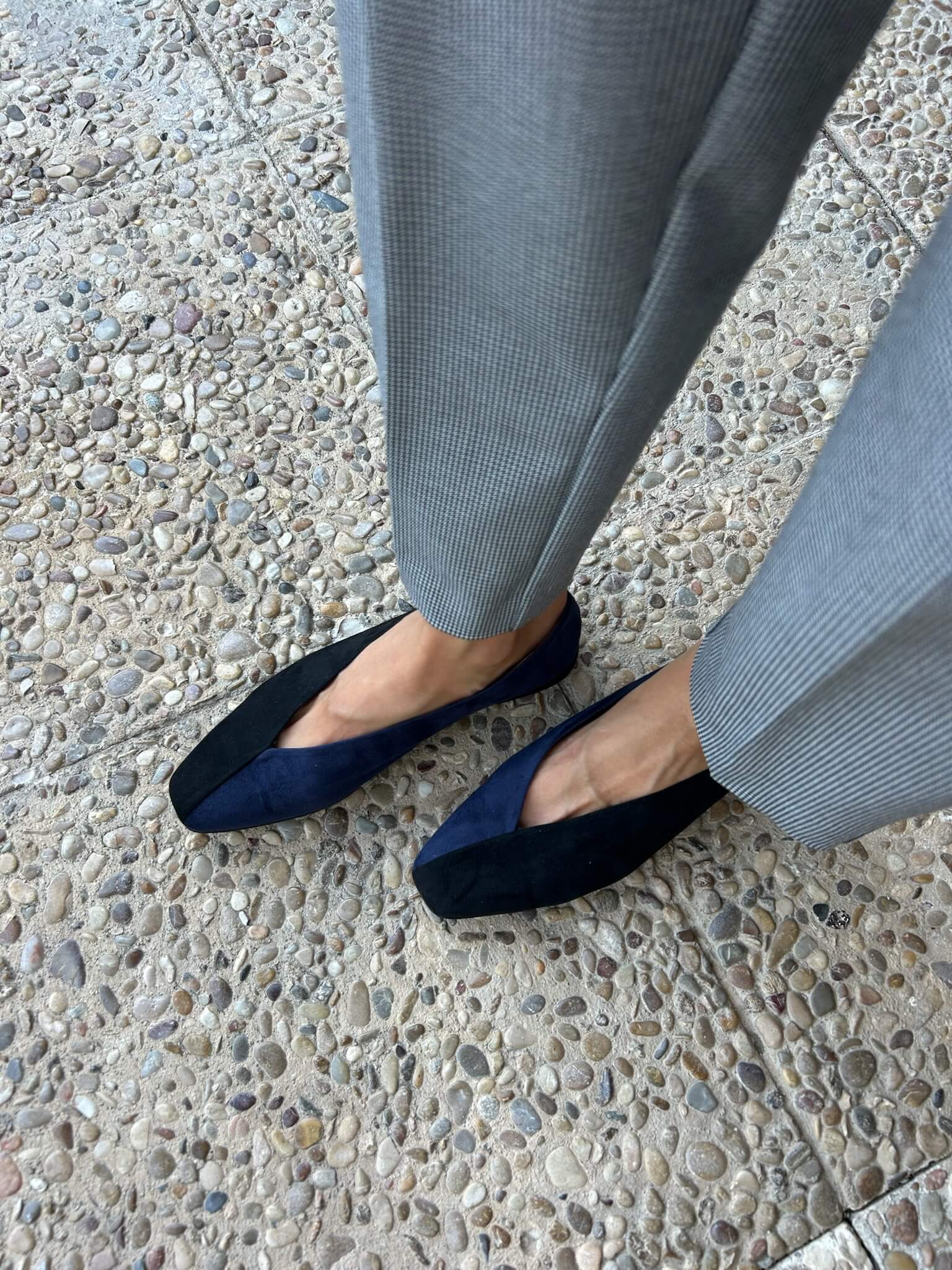 Ballerines bicolores noires/bleu marine