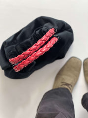 Momoc Bolso de mano Terciopelo negro Asa burdeos