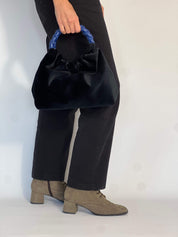 Momoc Bolso de mano Terciopelo negro Asa Cobalto