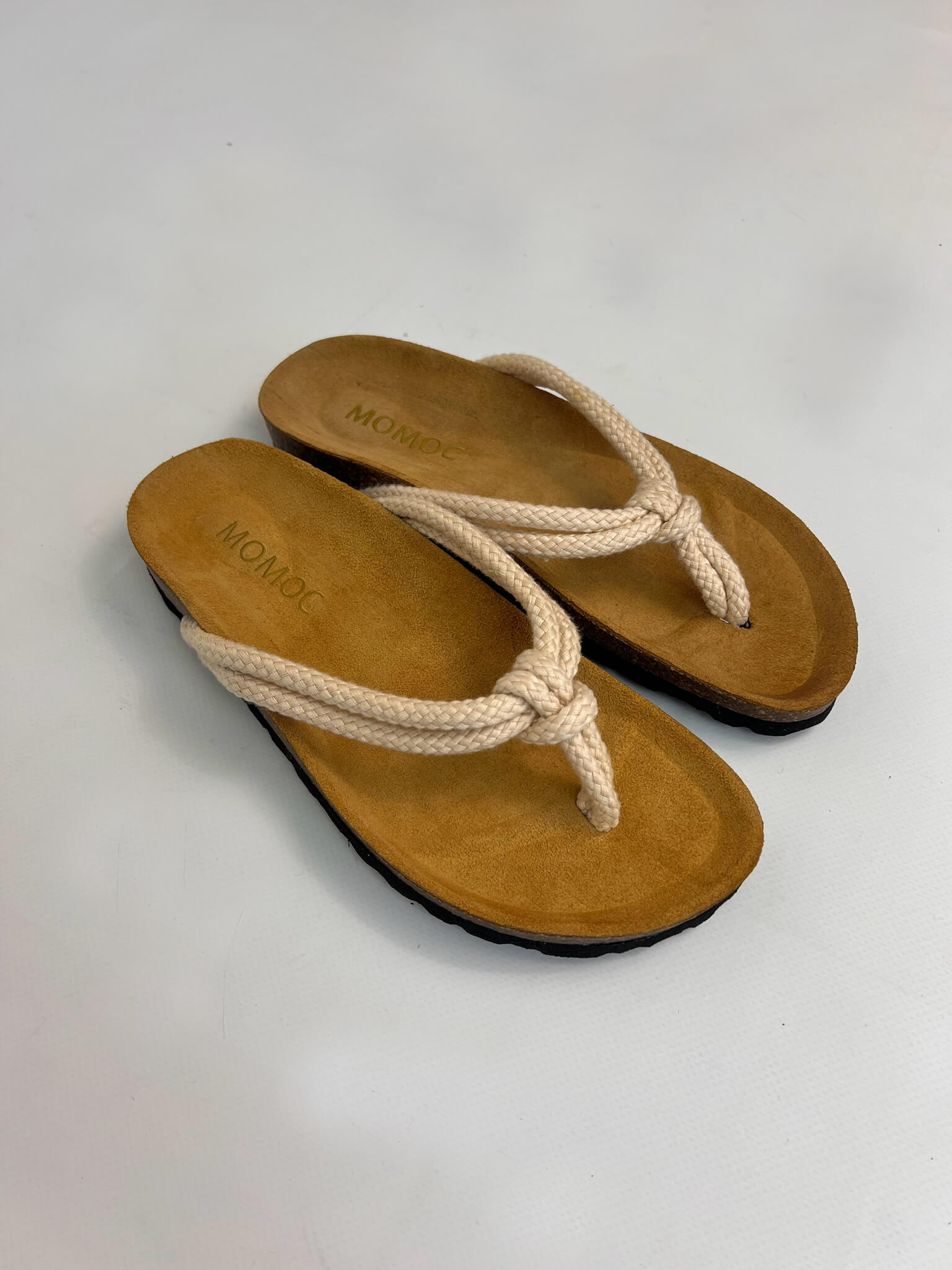 Momoc Javea natural rope sandal pair top view cork latex anatomic platform detail Spain | Momoc Shoes Spain