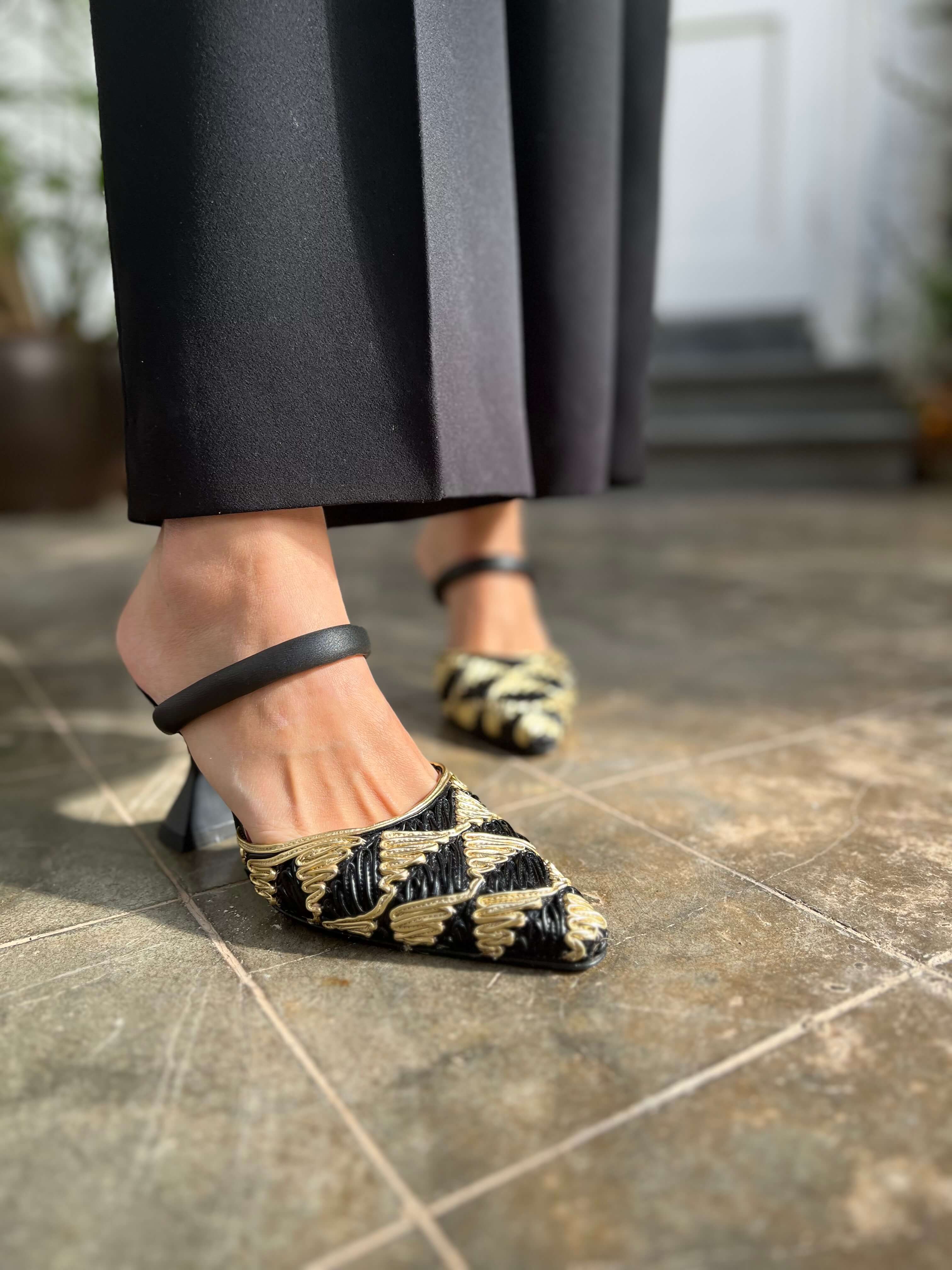 Lady Grace Golden Vegan