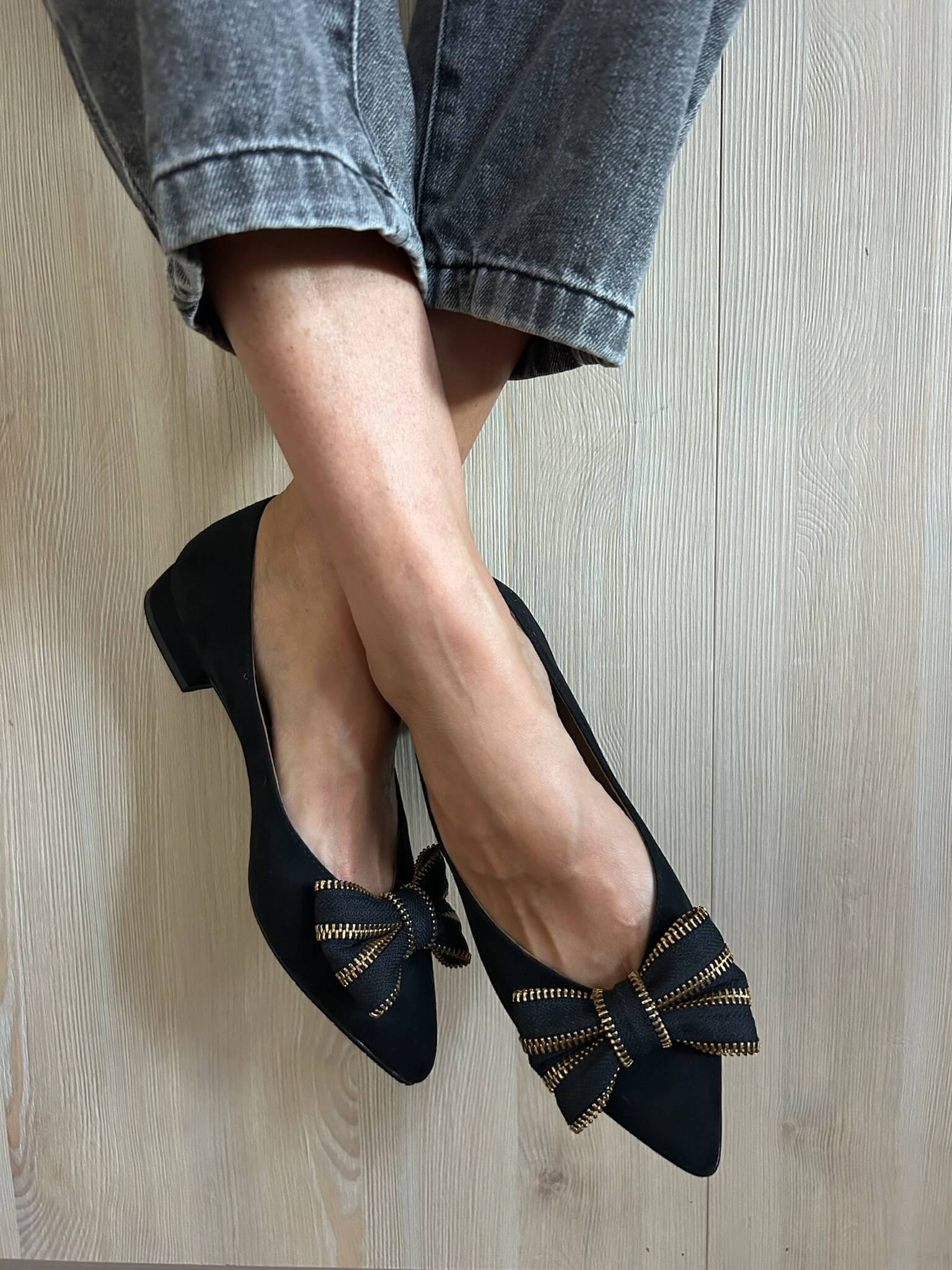Black Ballerinas with Zipper Tie