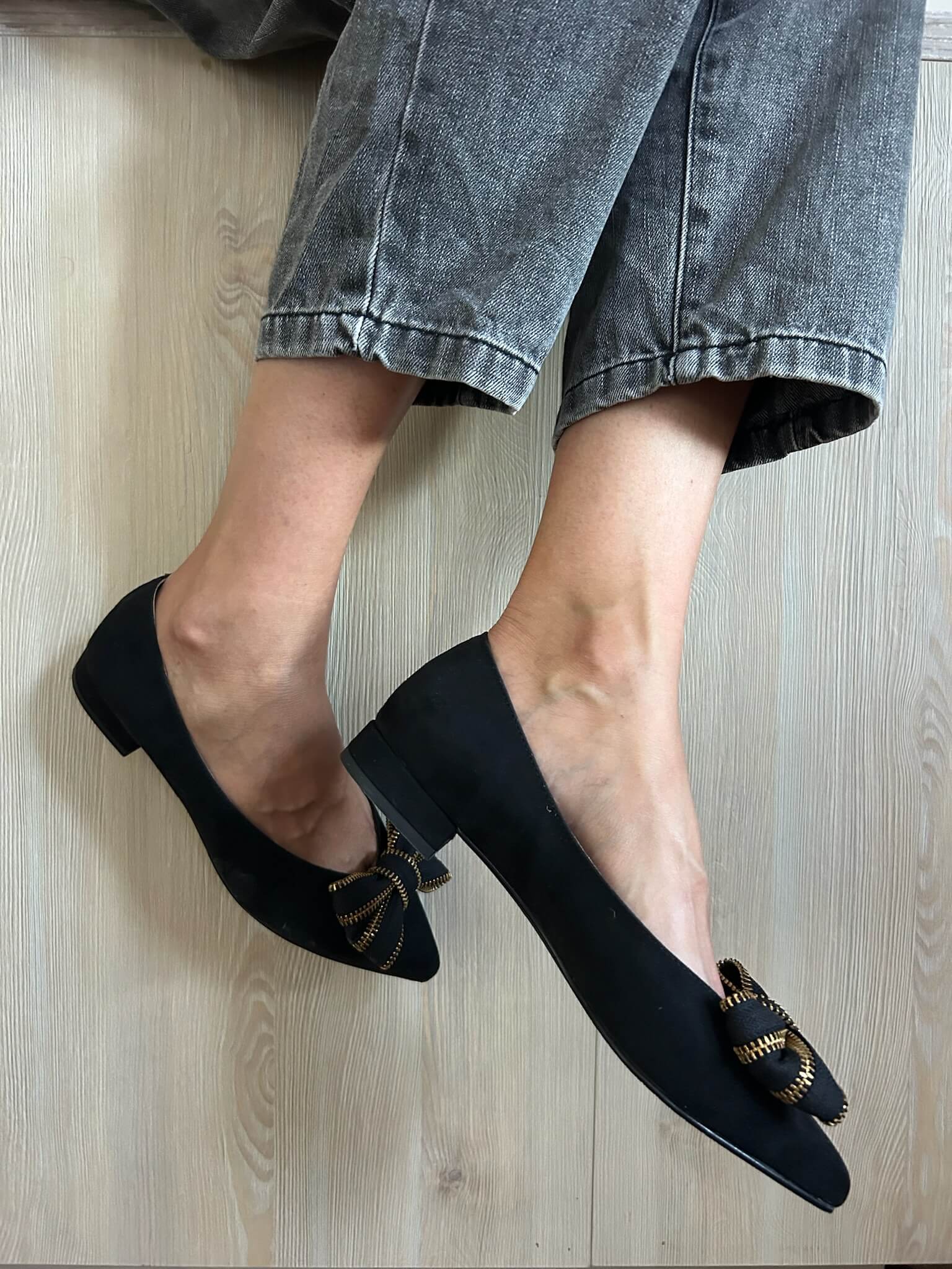 Black Ballerinas with Zipper Tie