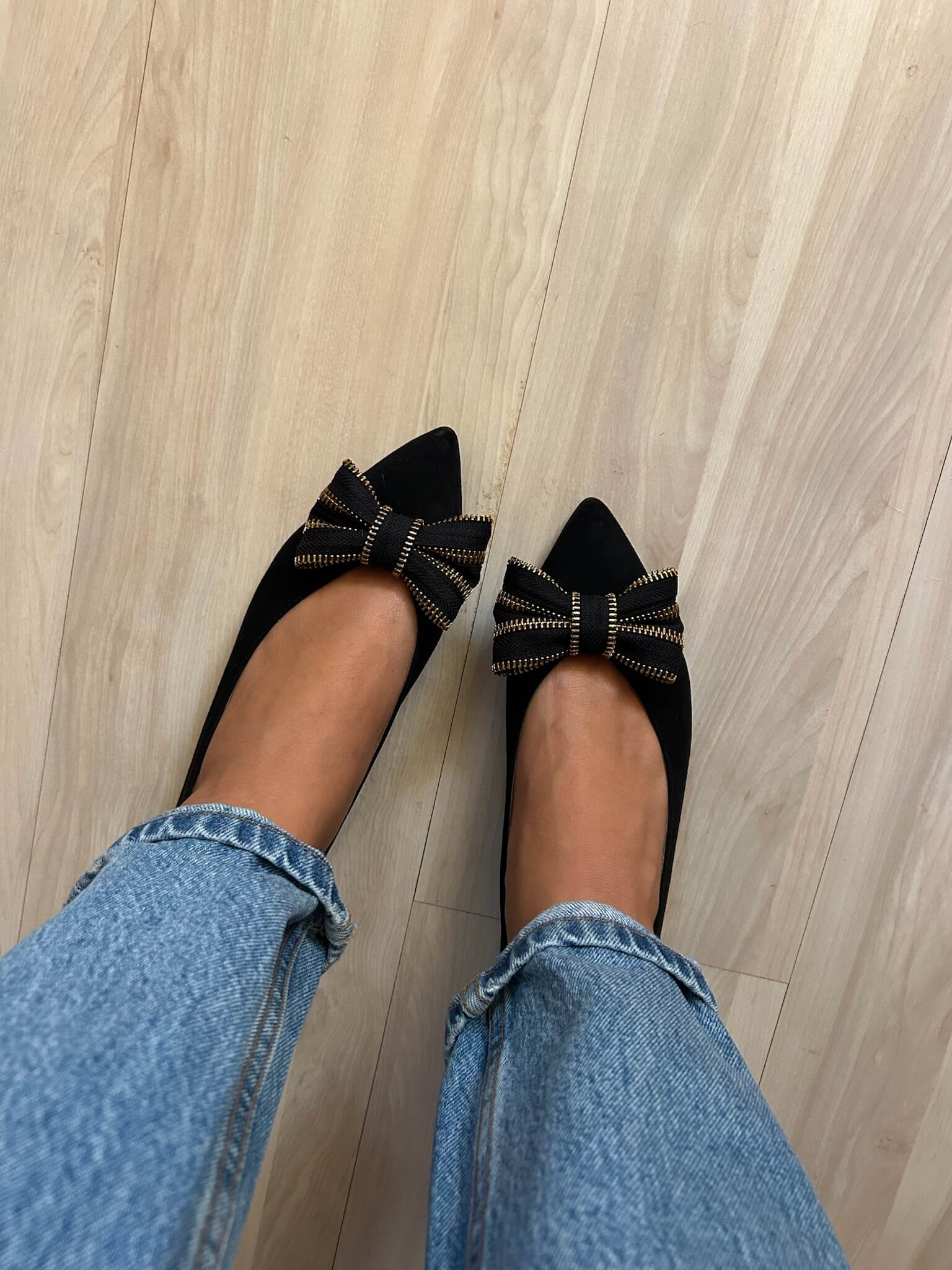 Black Ballerinas with Zipper Tie