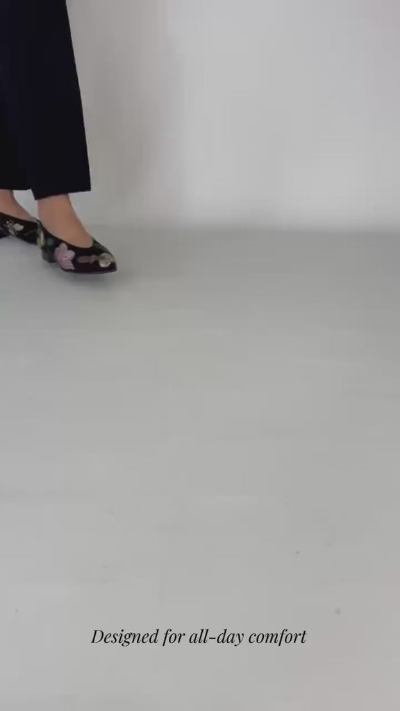 Bolboreta colorines ballet flats walking video multicolor embroidery handmade Spain | Momoc Shoes