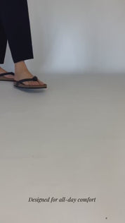 Momoc Javea black cotton rope thong sandal walking video cork platform handmade Spain | Momoc Shoes Spain