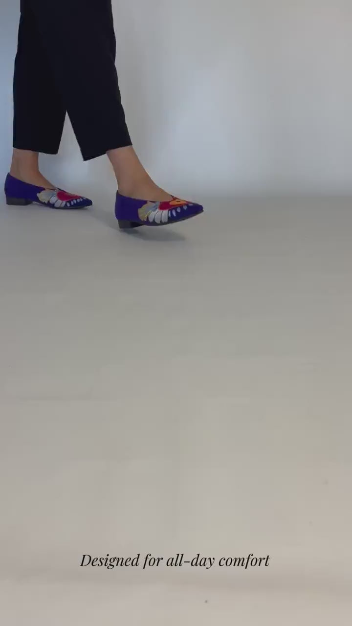 Momoc Te Recuerdo violet ballet walking video | Momoc Shoes