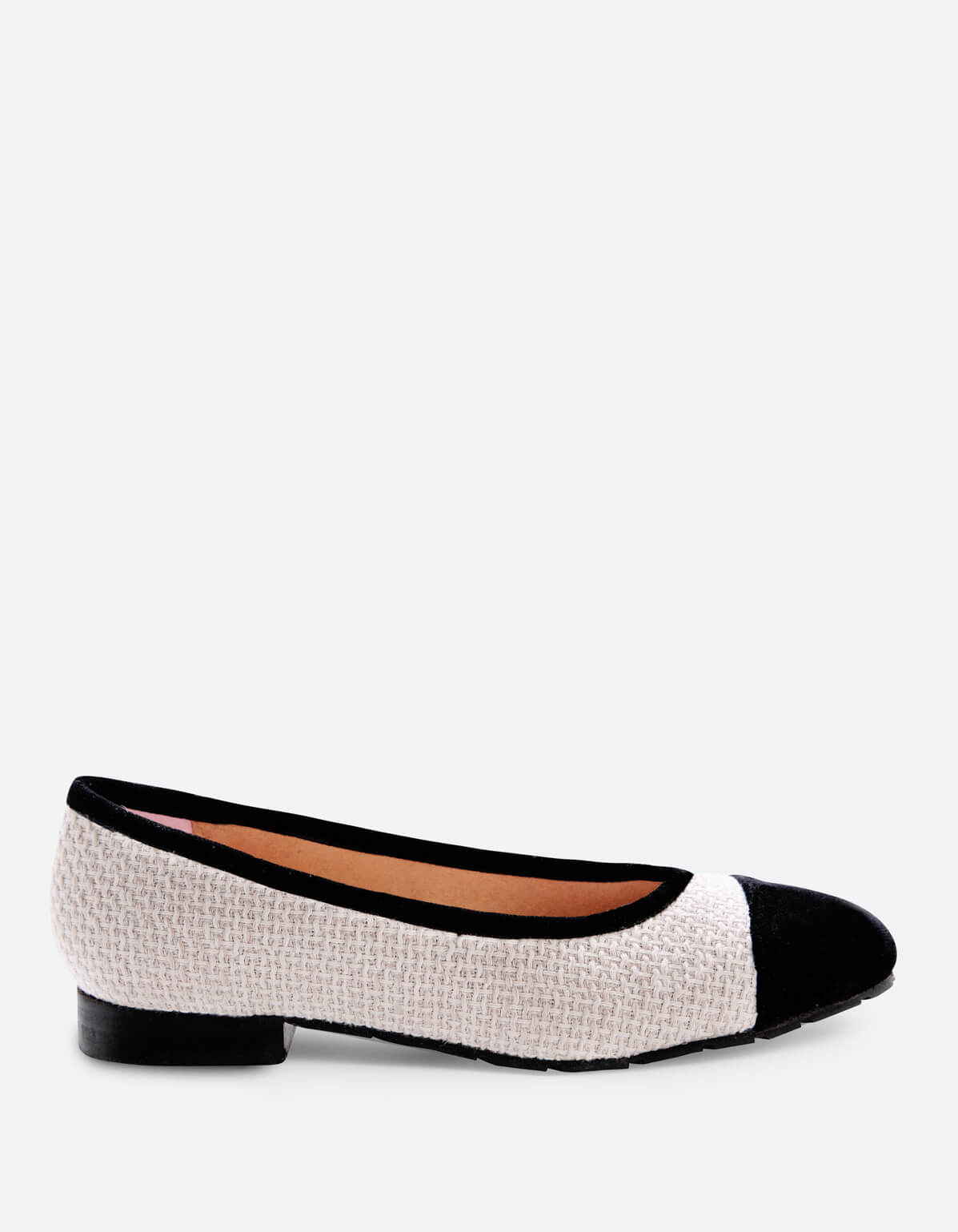 0117_2020_shoe4_a.jpg