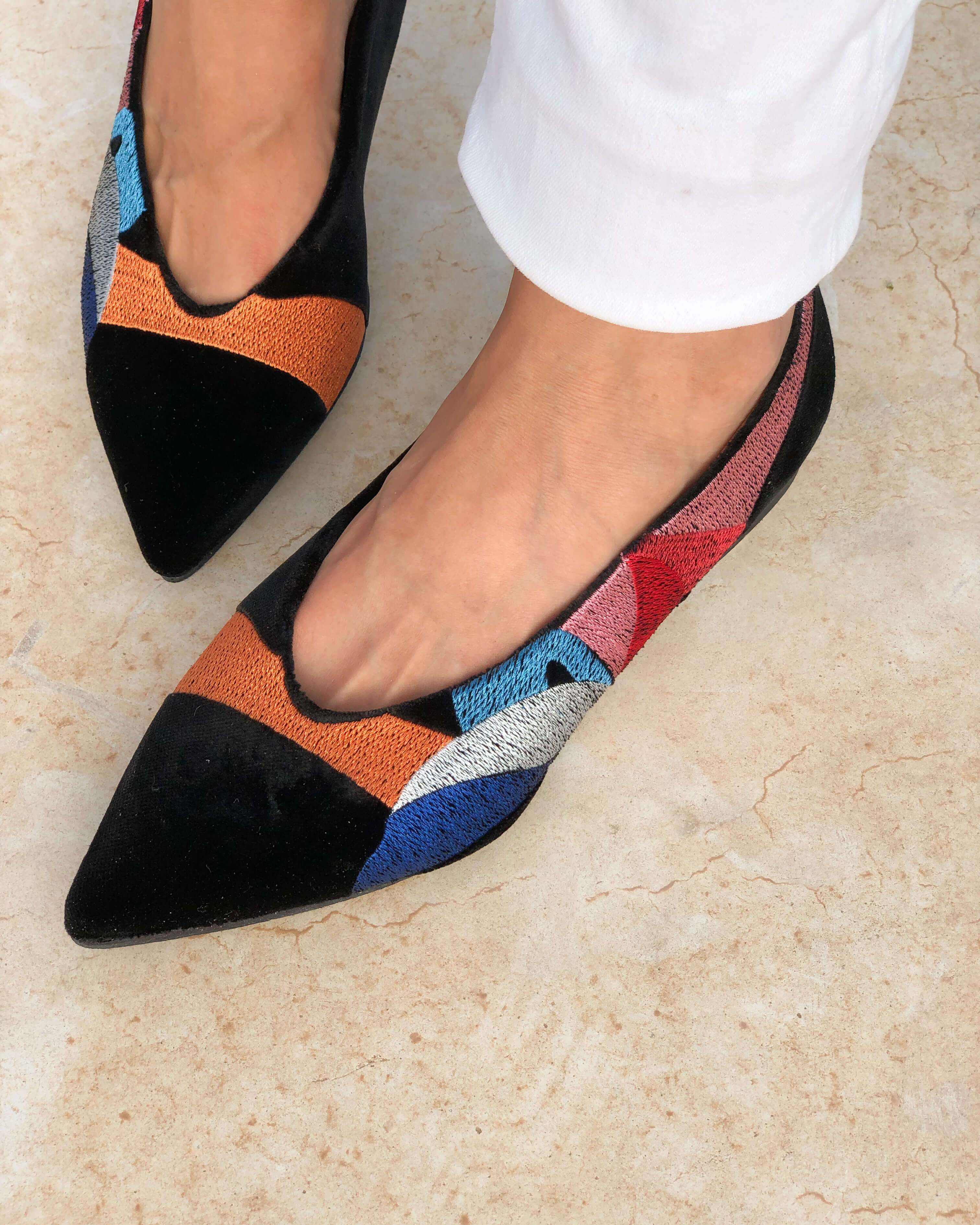Momoc_veganandsustainableshoes_mujercolorines_6.jpg