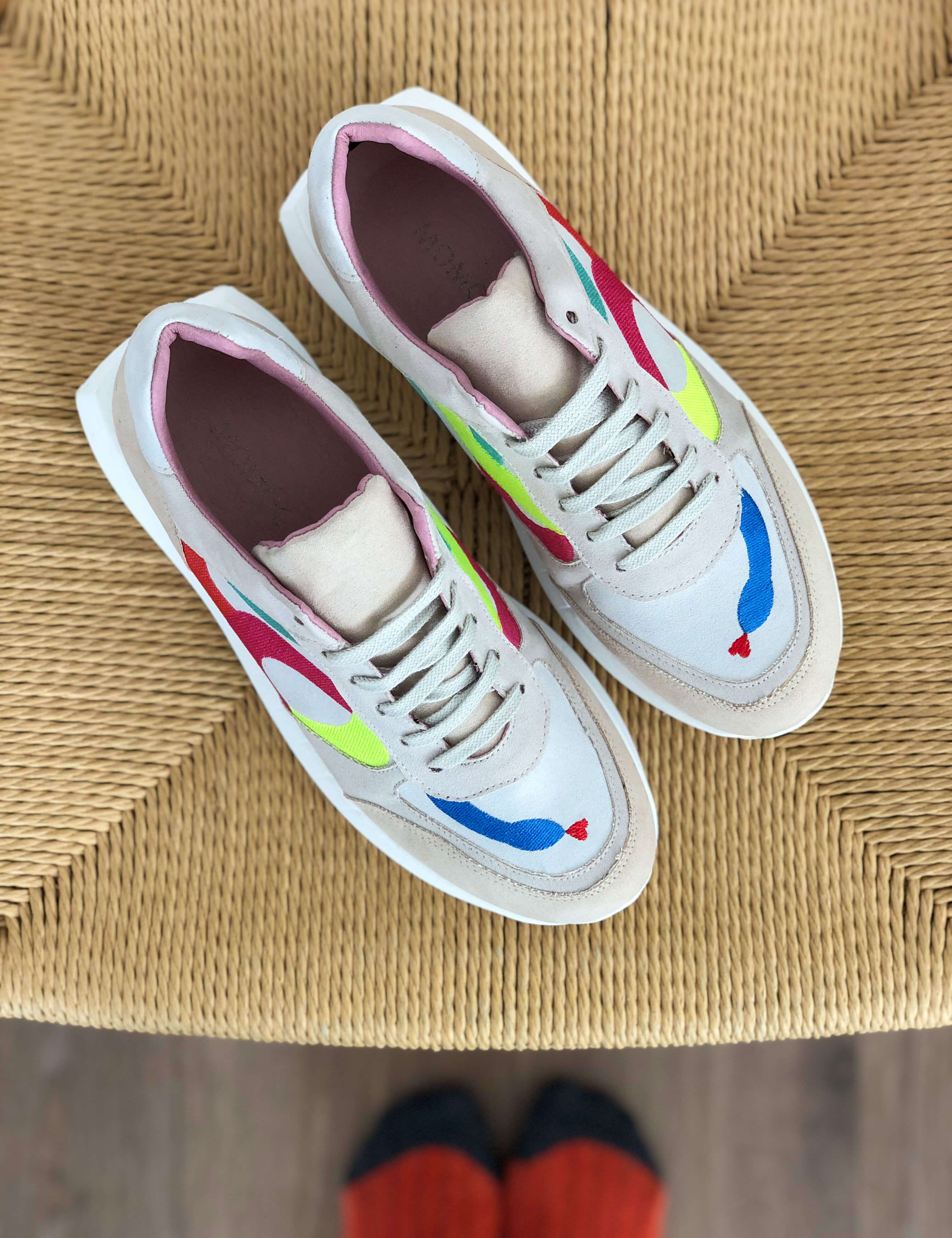 Momocshoes_uglysneakers_vegansneakers_snake_embroidered_1.jpg
