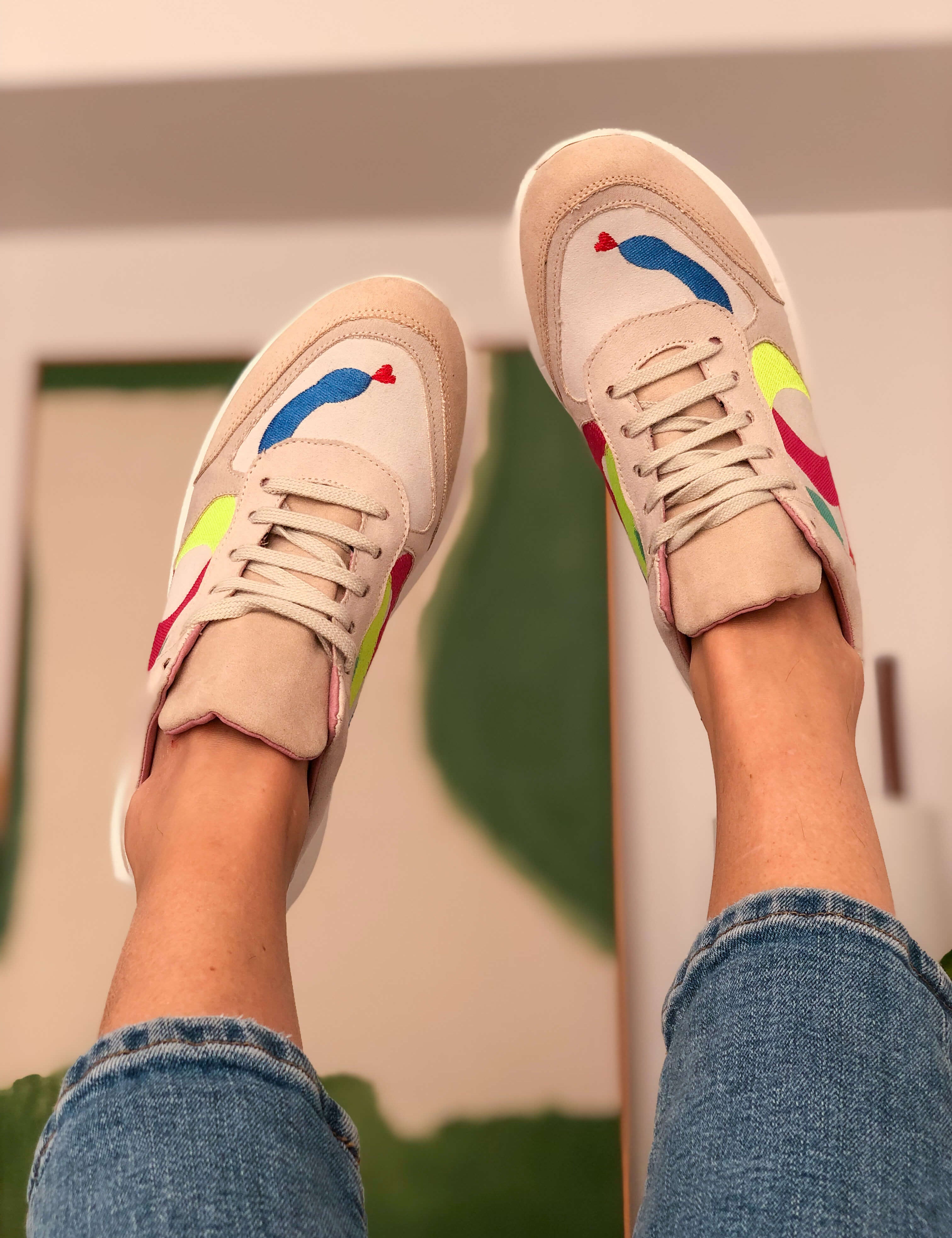 Momocshoes_uglysneakers_vegansneakers_snake_embroidered_8.jpg