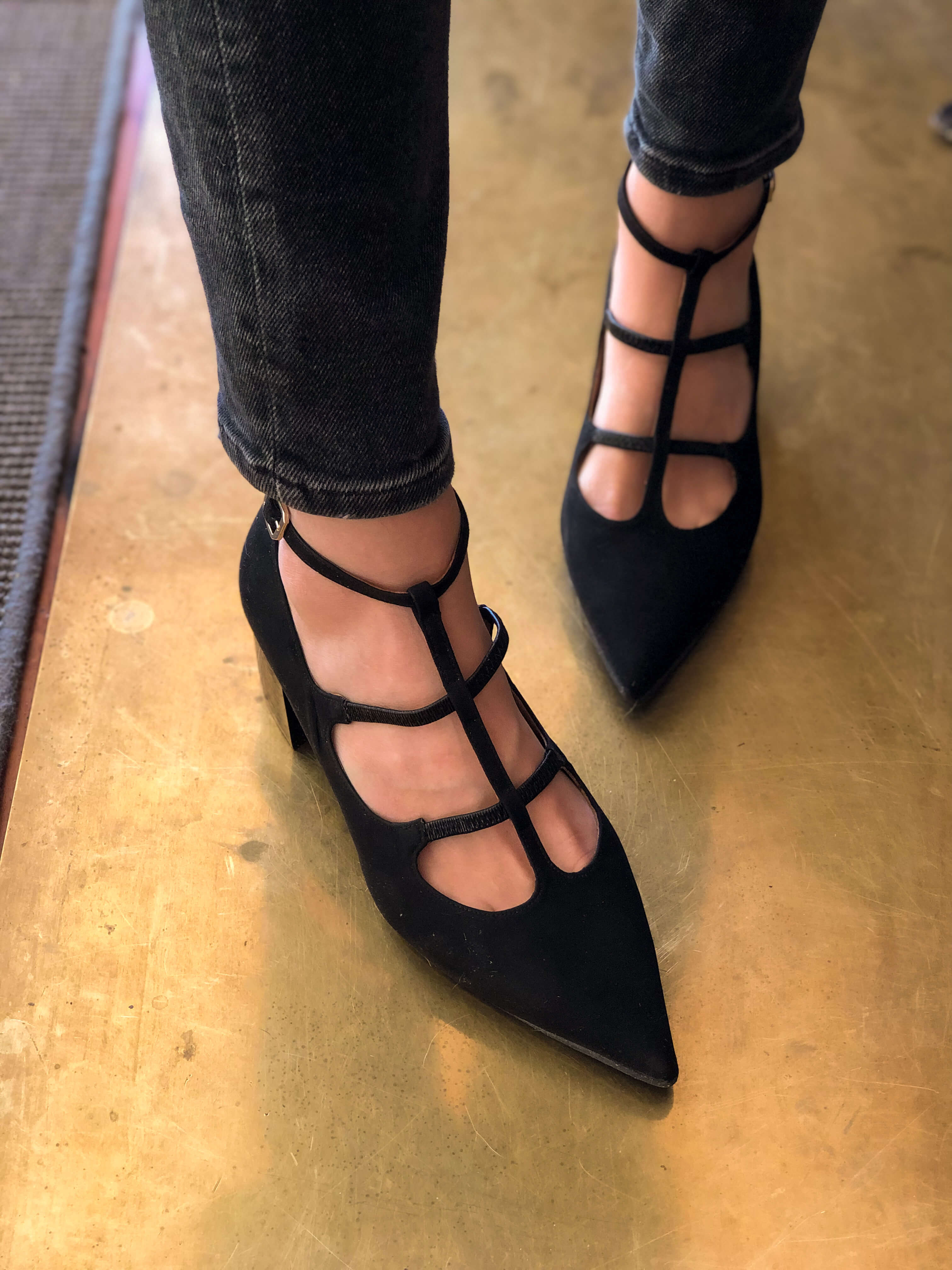 Mercredi Midi Noir Vegan